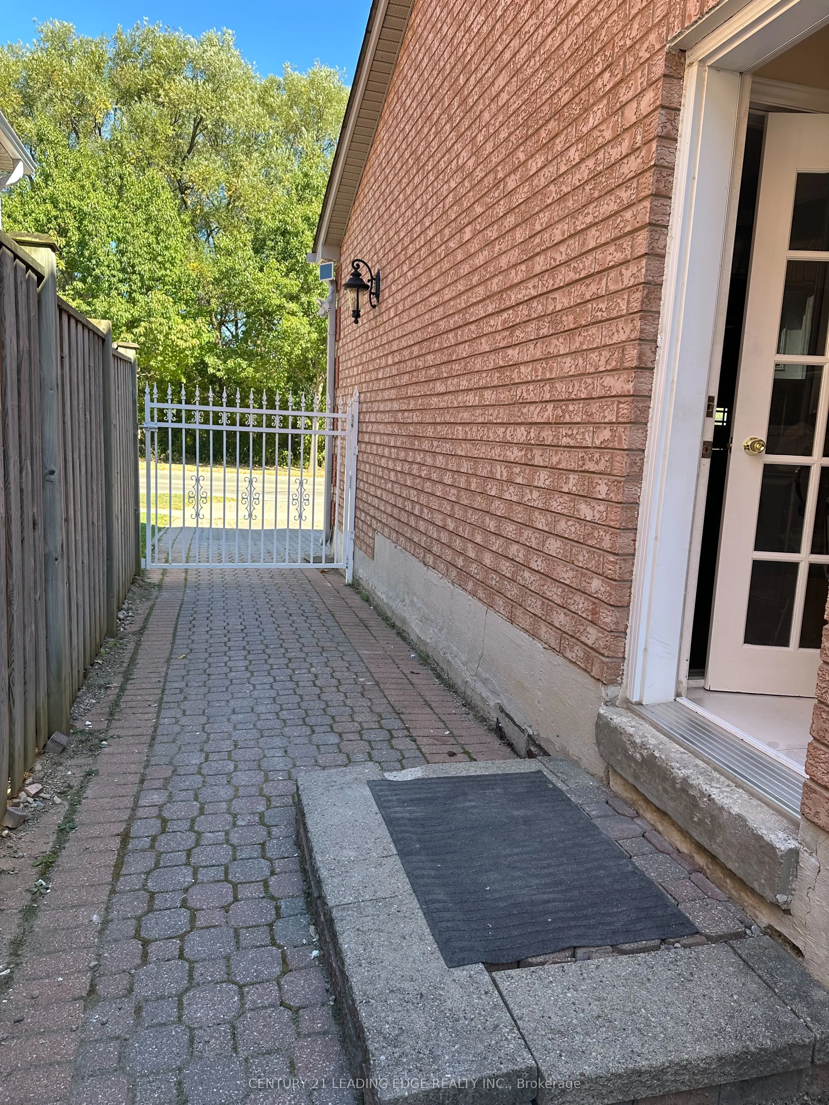 107 Golden Avenue, #Bsmt