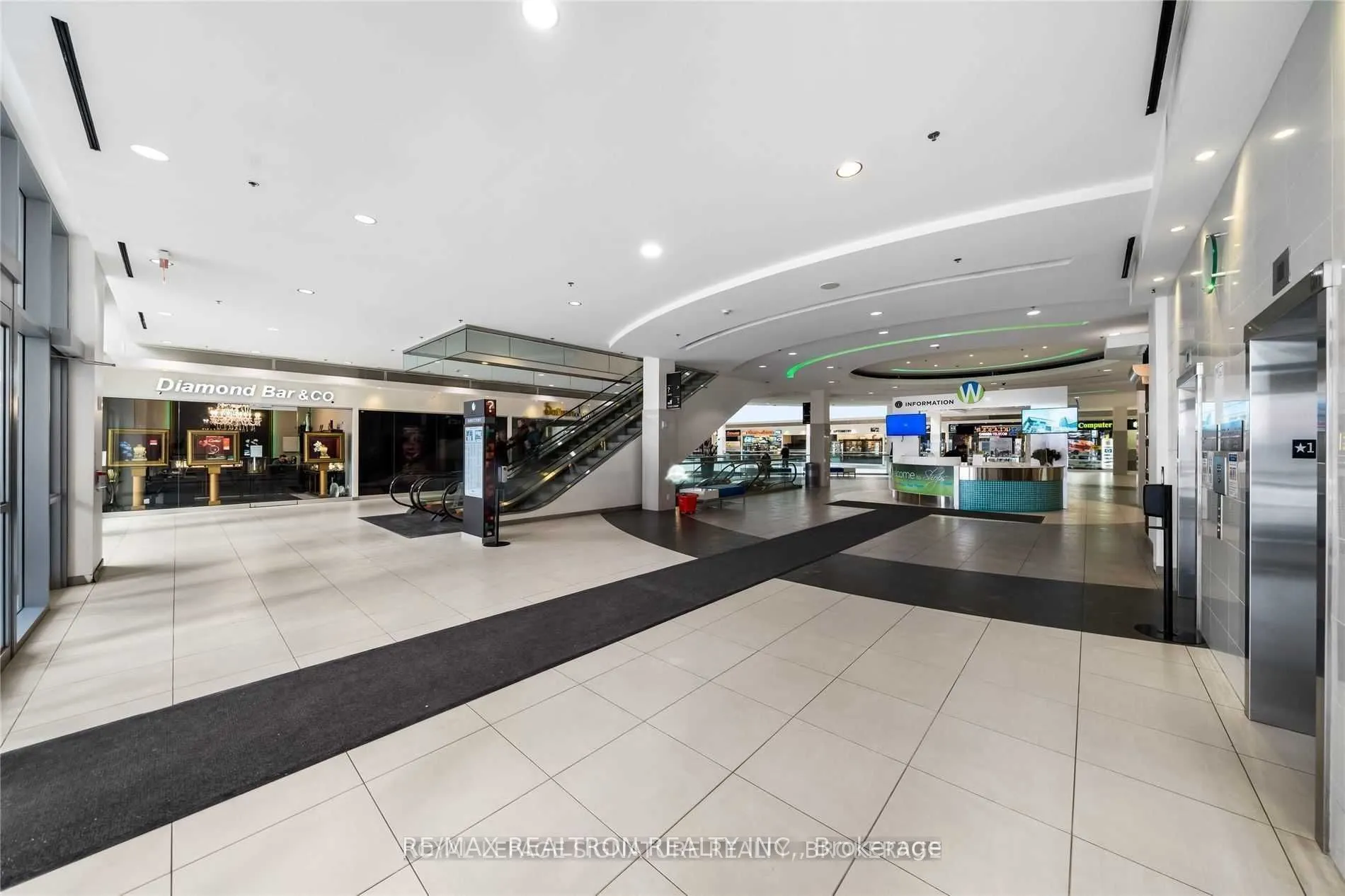 7181 Yonge Street, #23