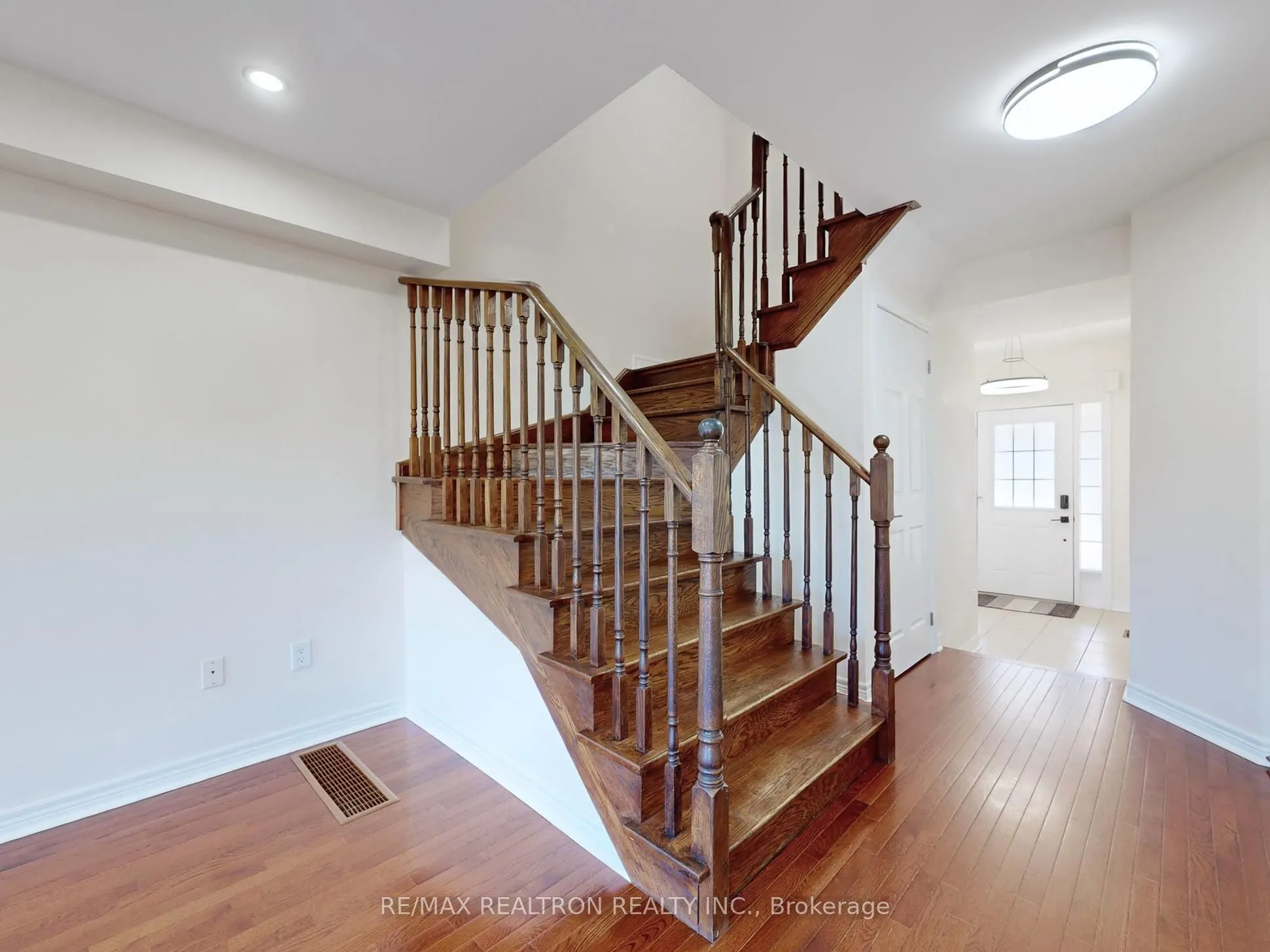 1192 Mary-Lou Street