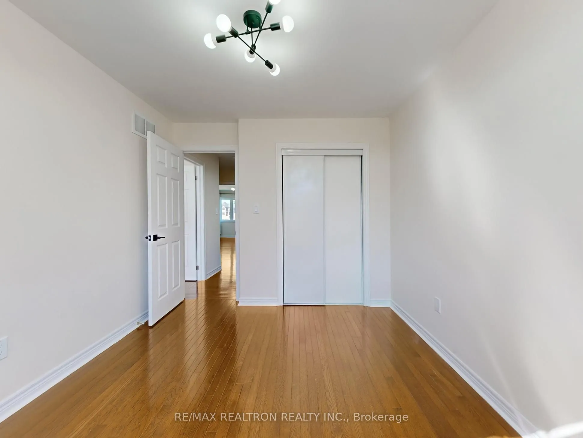 1192 Mary-Lou Street