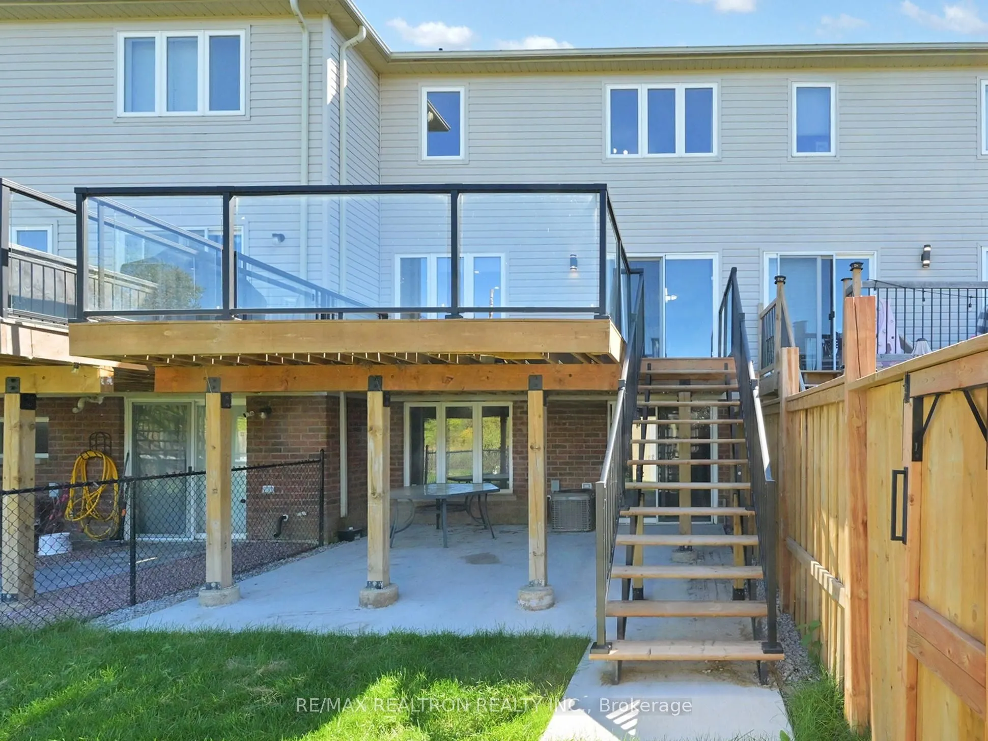 1192 Mary-Lou Street