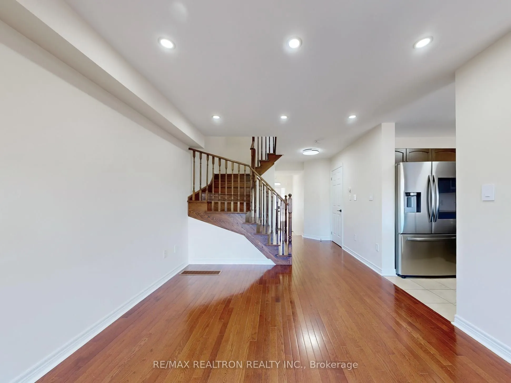 1192 Mary-Lou Street