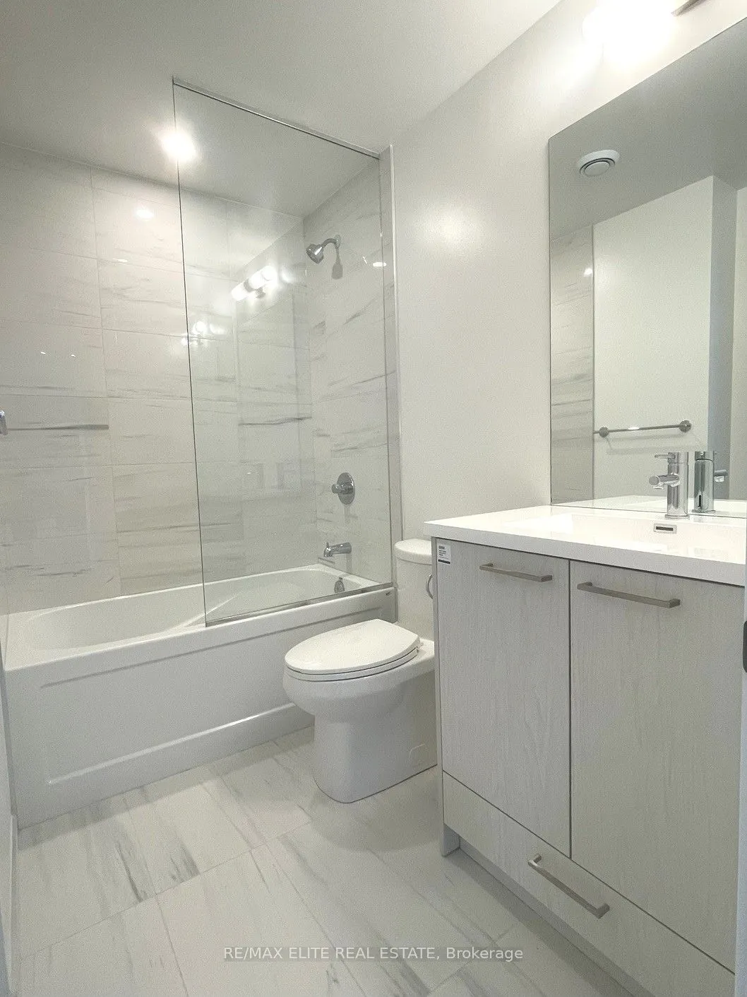 28 Interchange Way, #4207