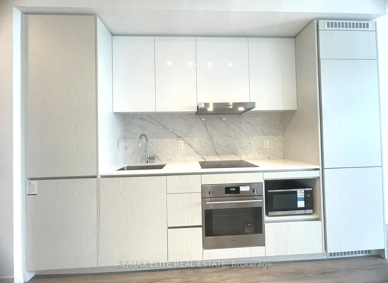 28 Interchange Way, #4207