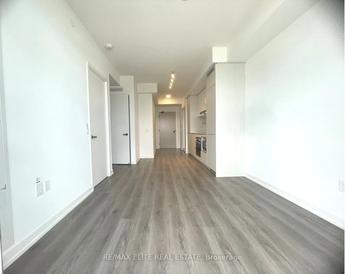 28 Interchange Way, #4207