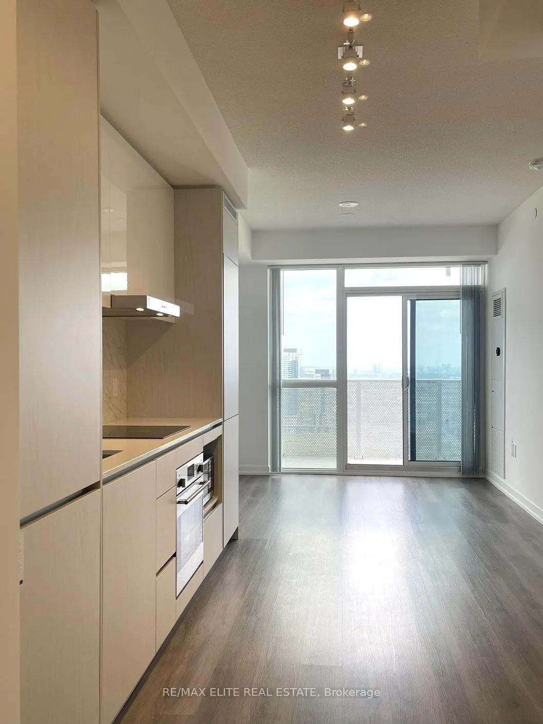 28 Interchange Way, #4207