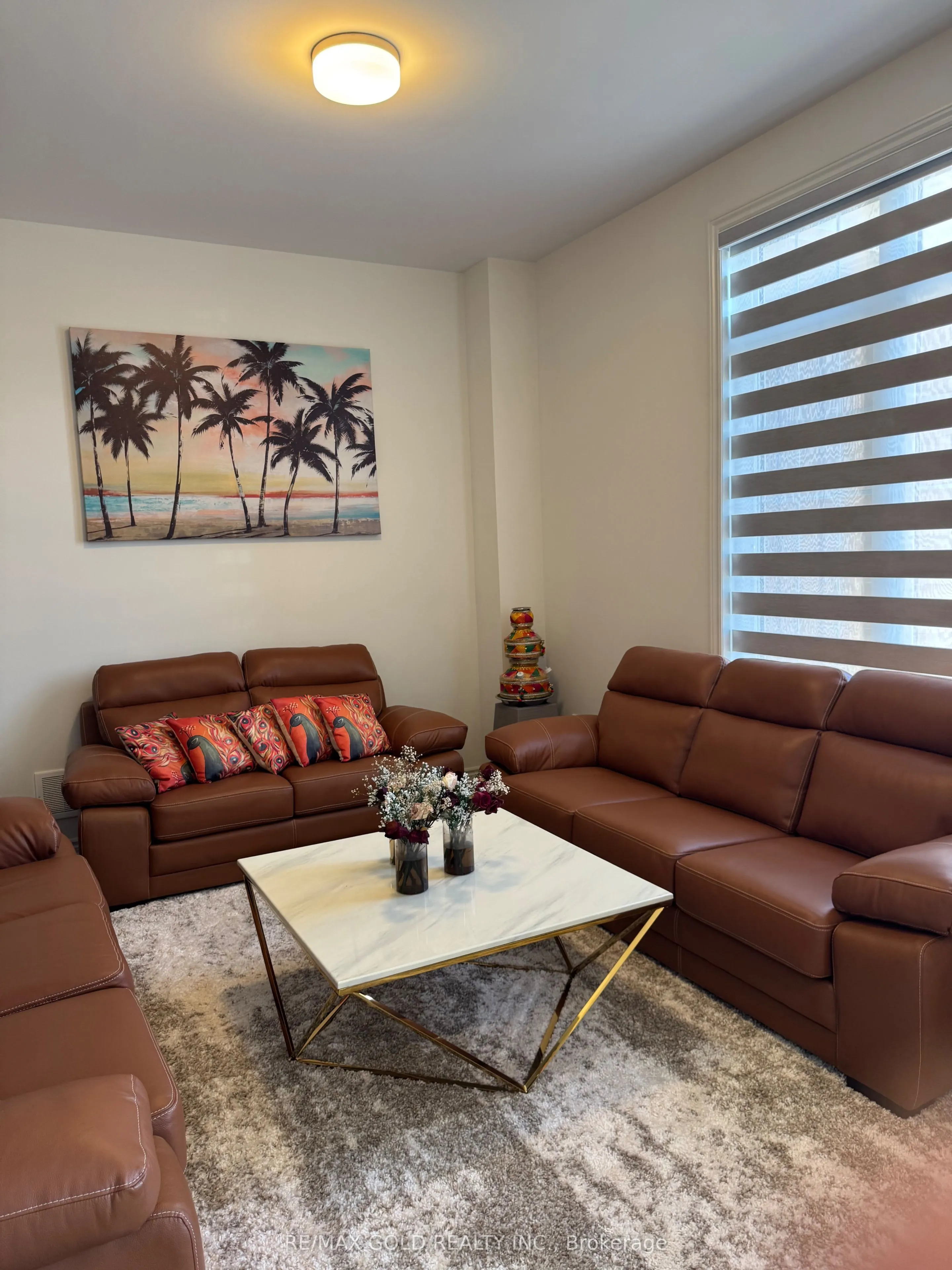 16 Magnolia Avenue