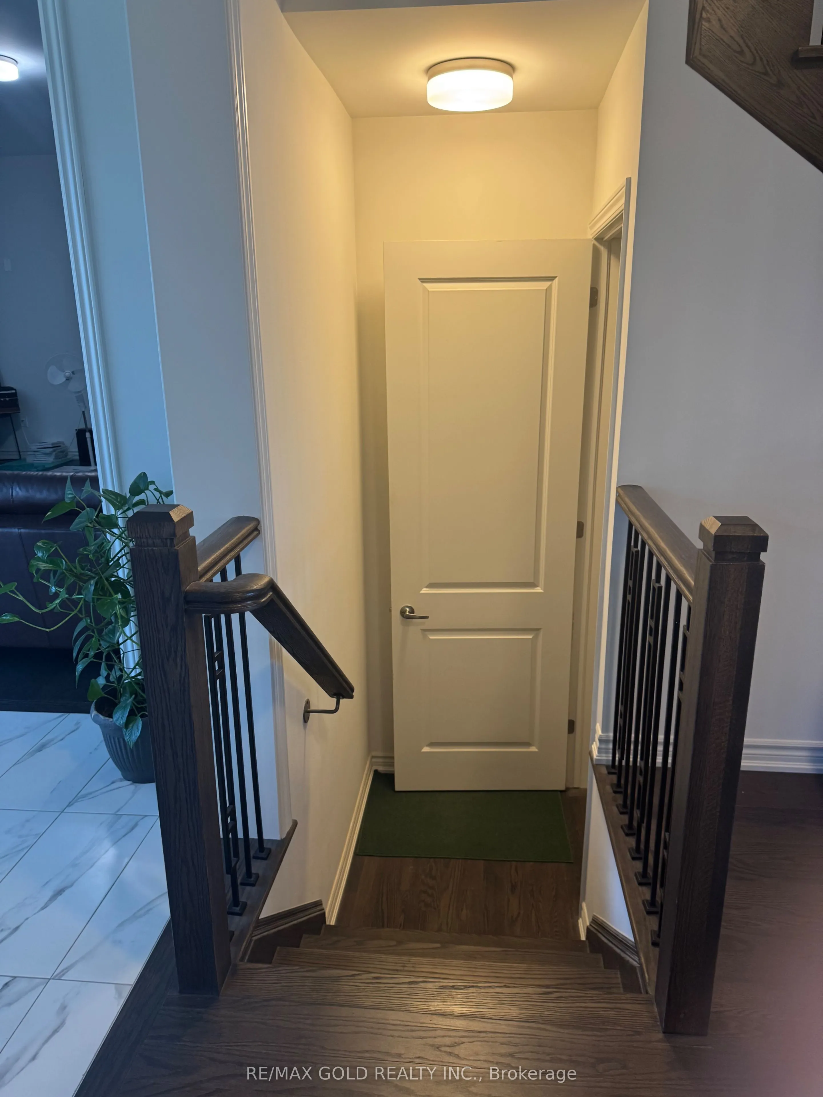 16 Magnolia Avenue