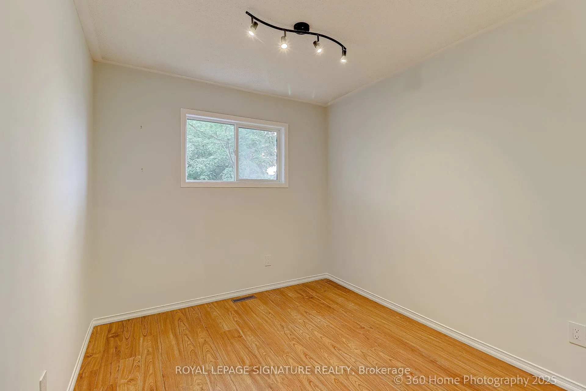 135 Kelso Crescent