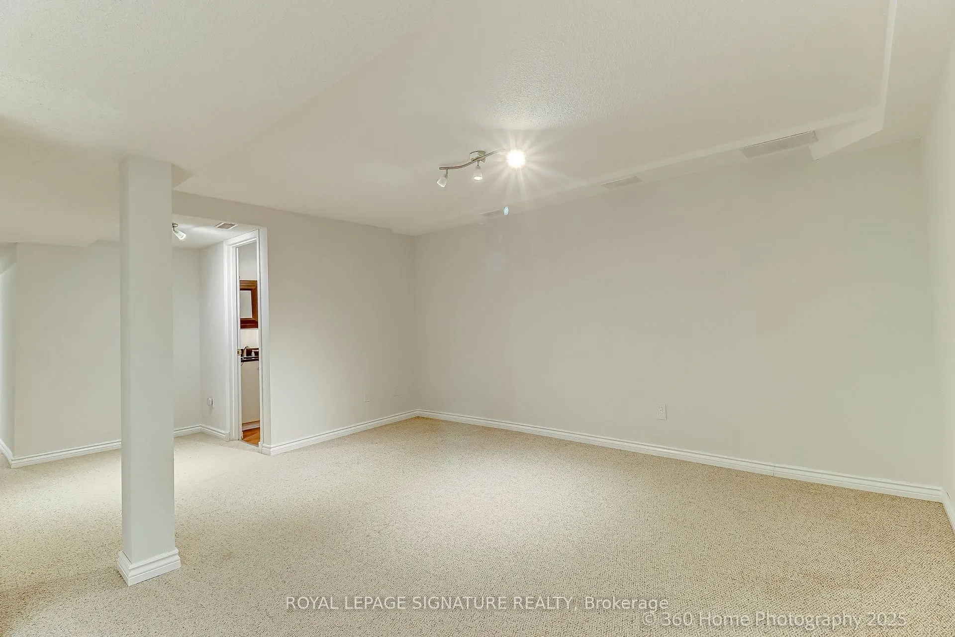 135 Kelso Crescent