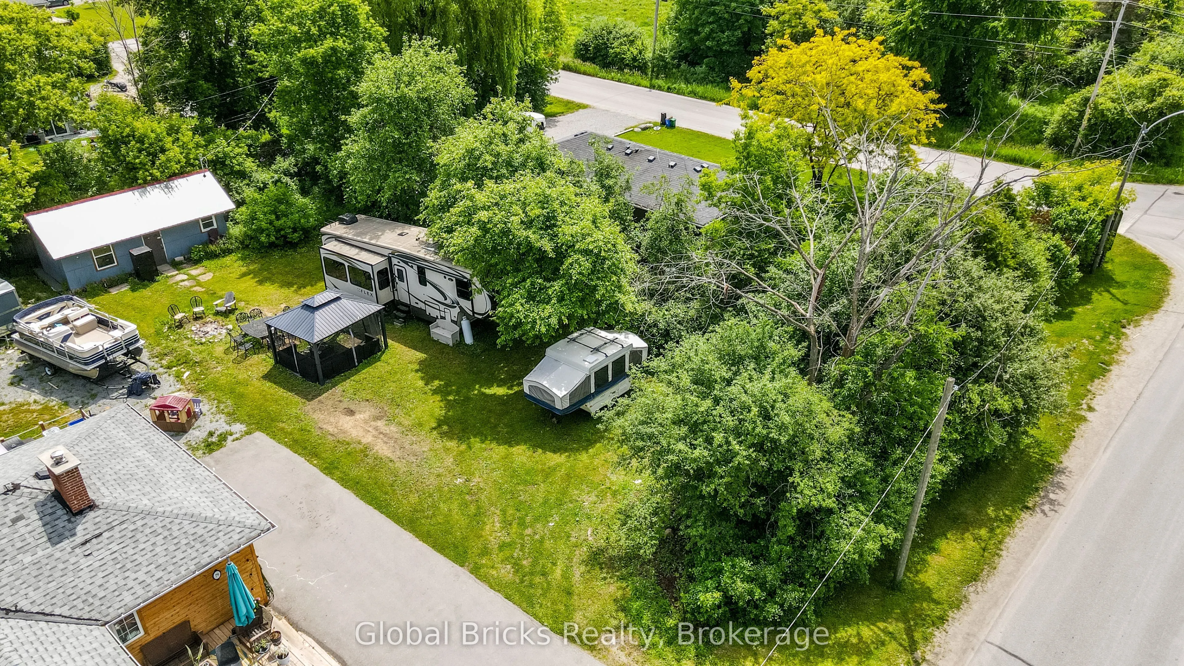 77 Cronsberry Road