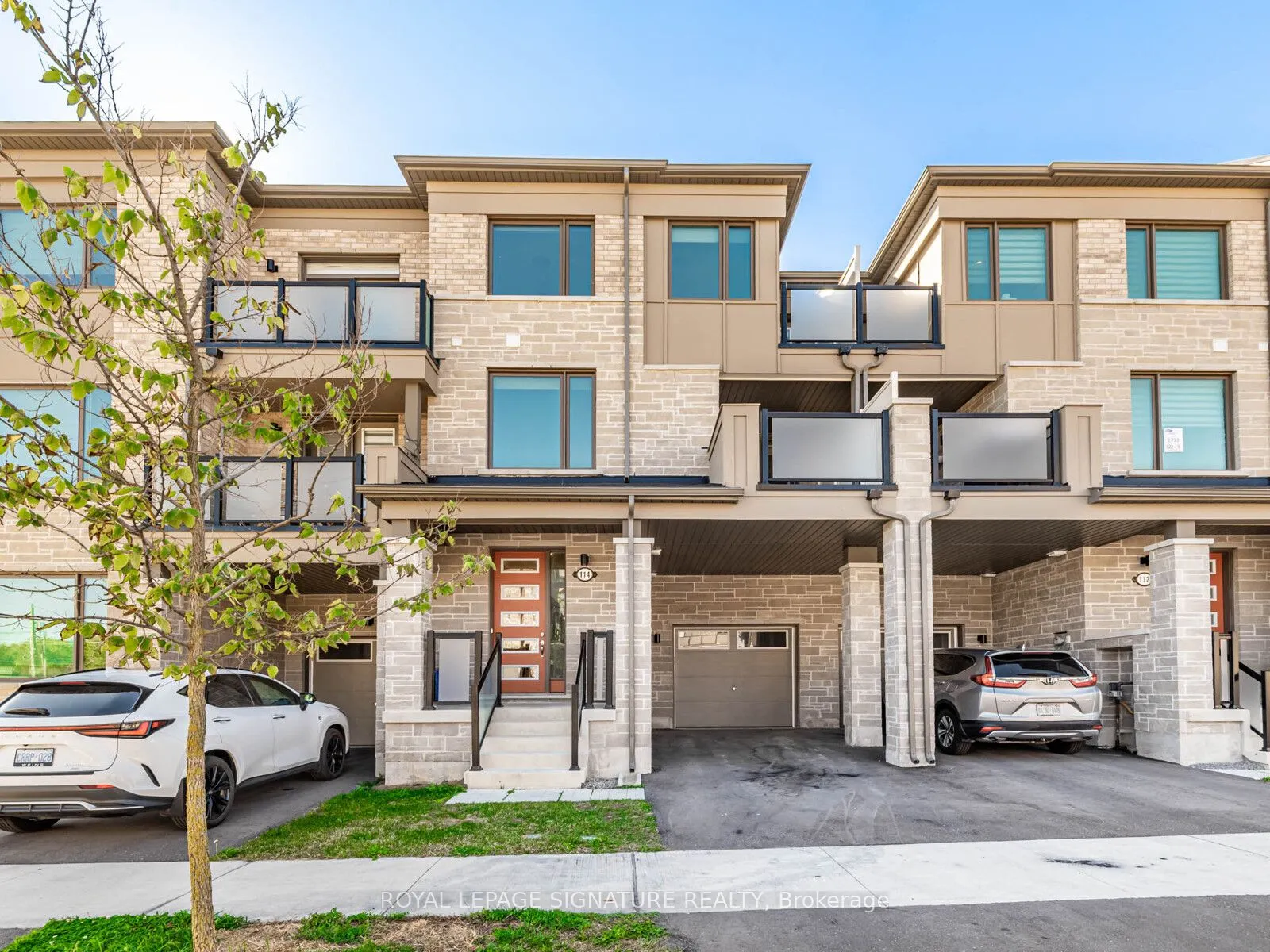 114 Thomas Frisby Jr Crescent