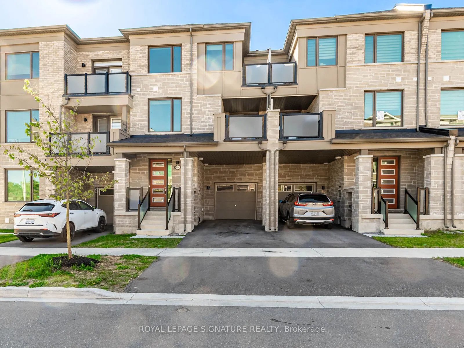114 Thomas Frisby Jr Crescent