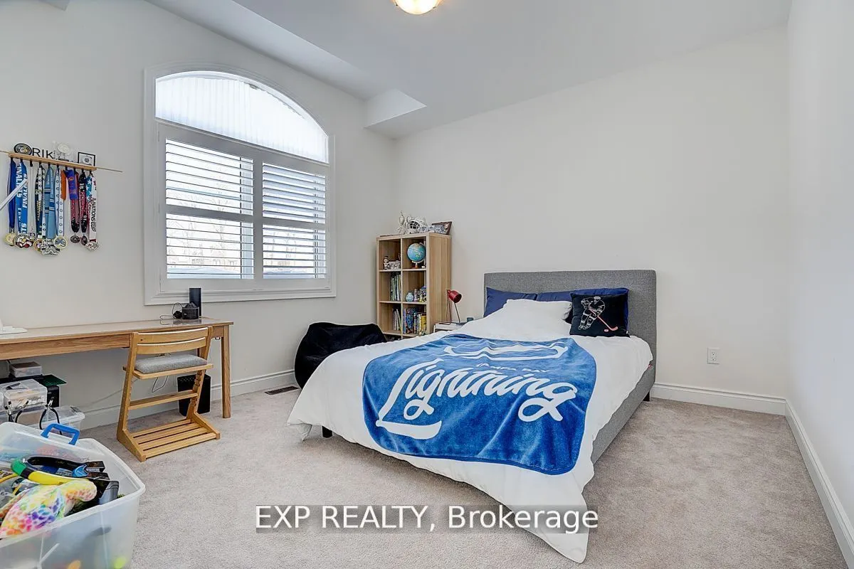 41 Walter Tunny Crescent