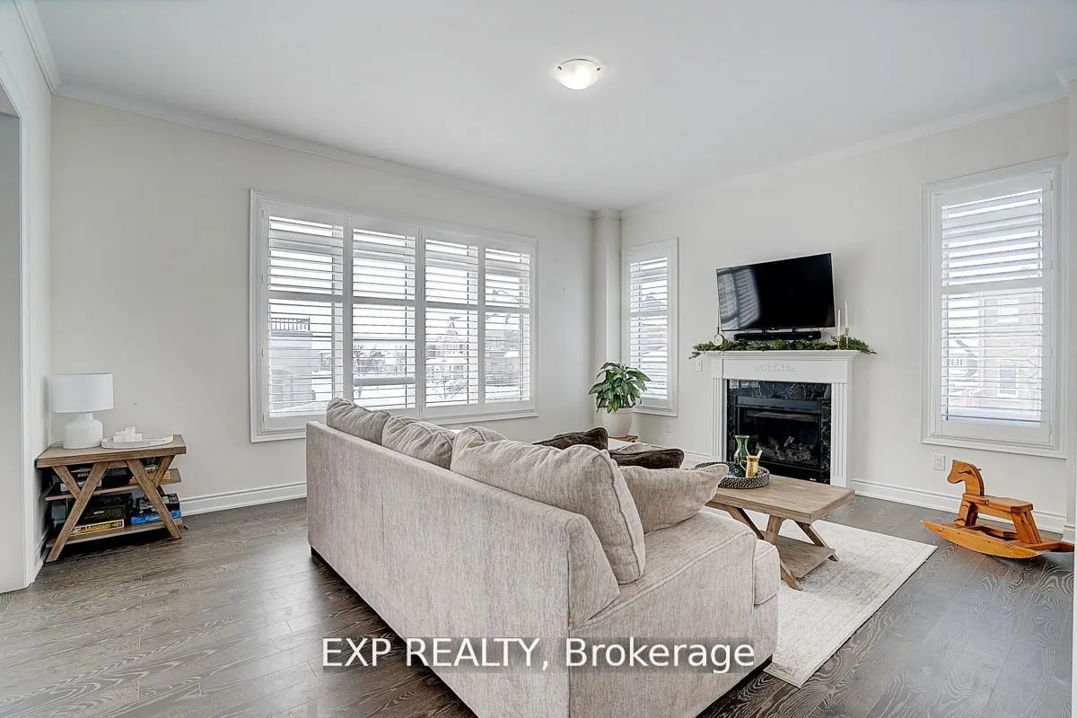 41 Walter Tunny Crescent
