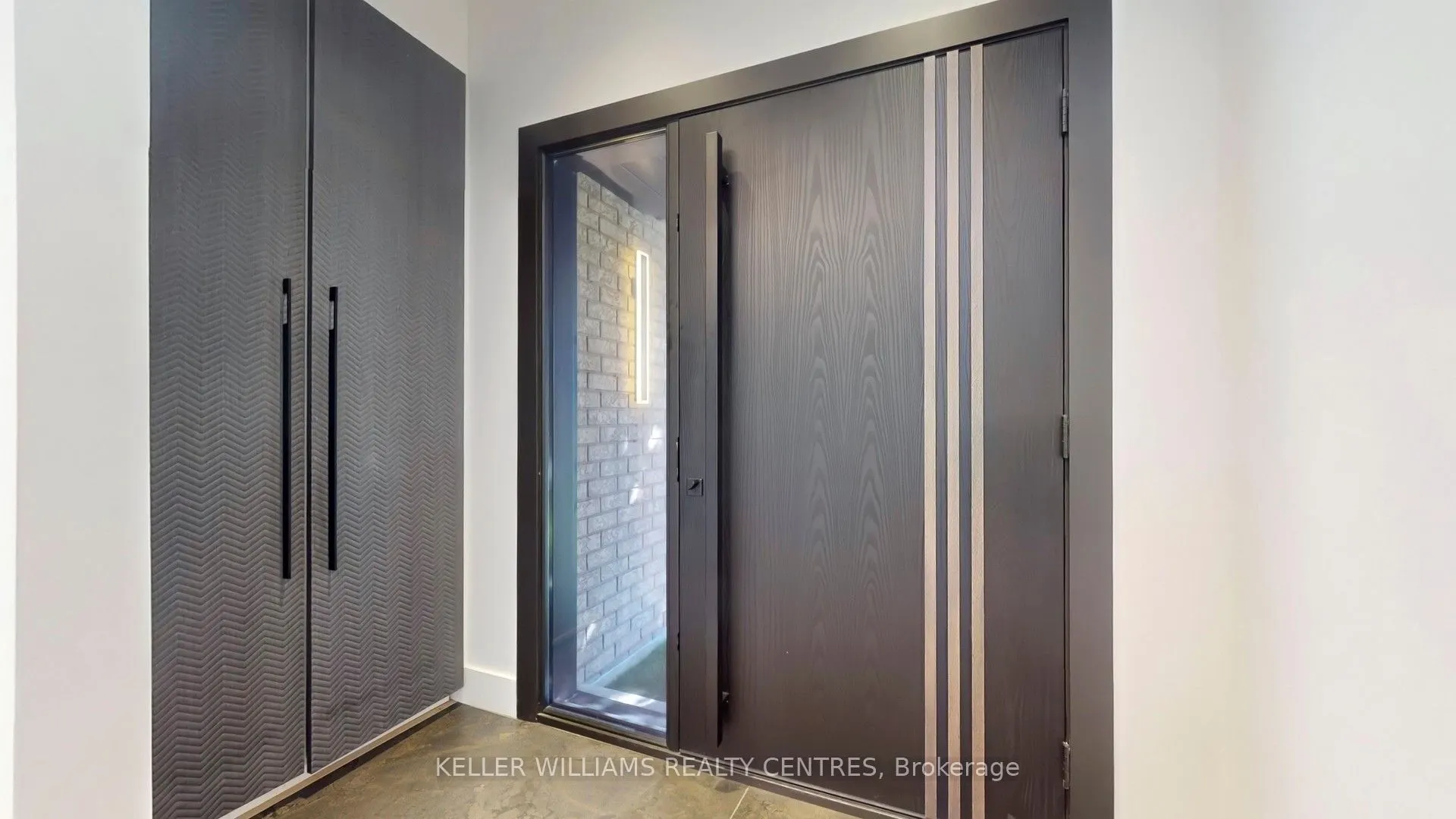 280 Kennedy Street W