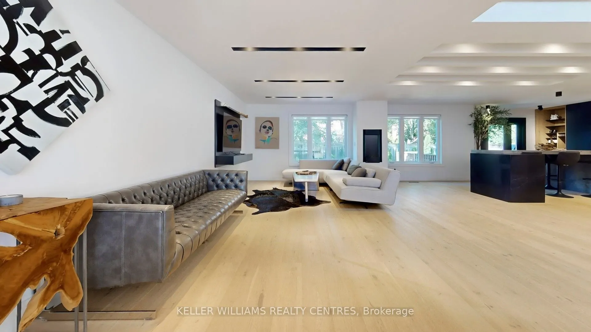 280 Kennedy Street W