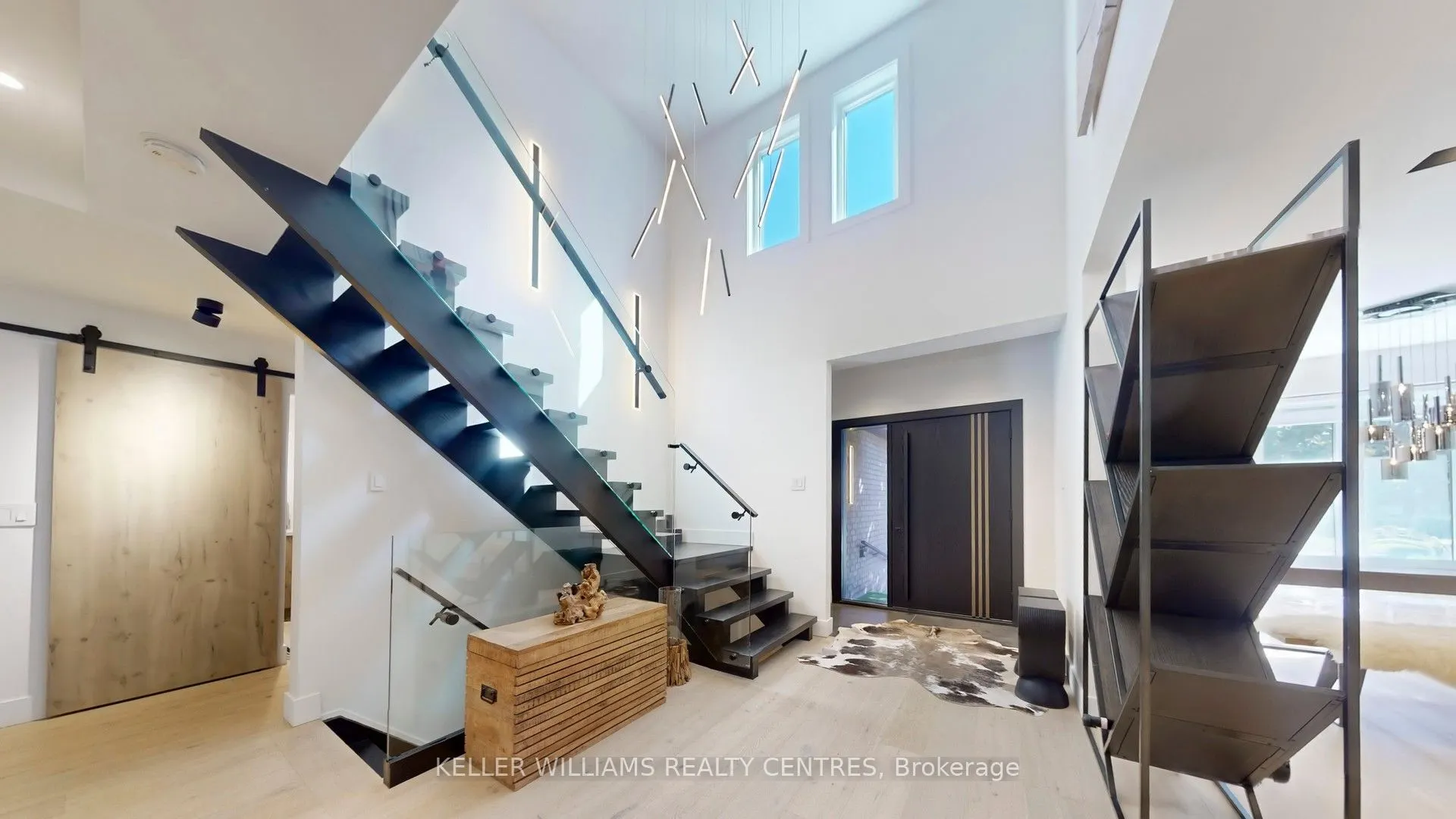 280 Kennedy Street W