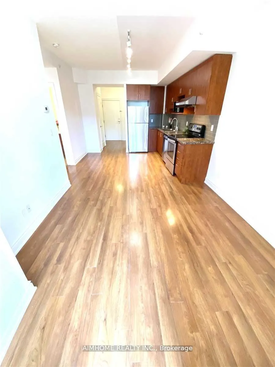 99 South Town Centre Boulevard, #822