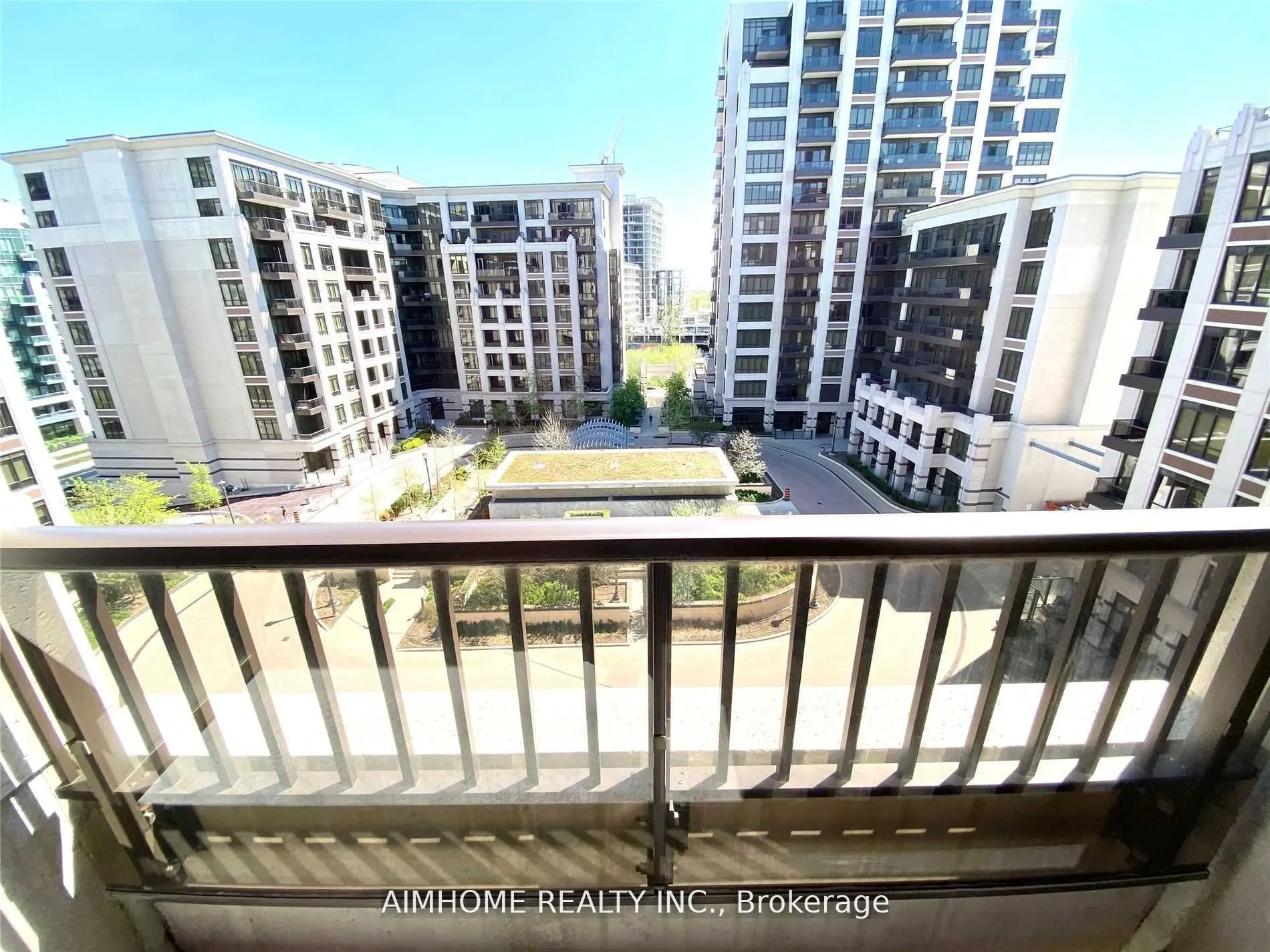 99 South Town Centre Boulevard, #822