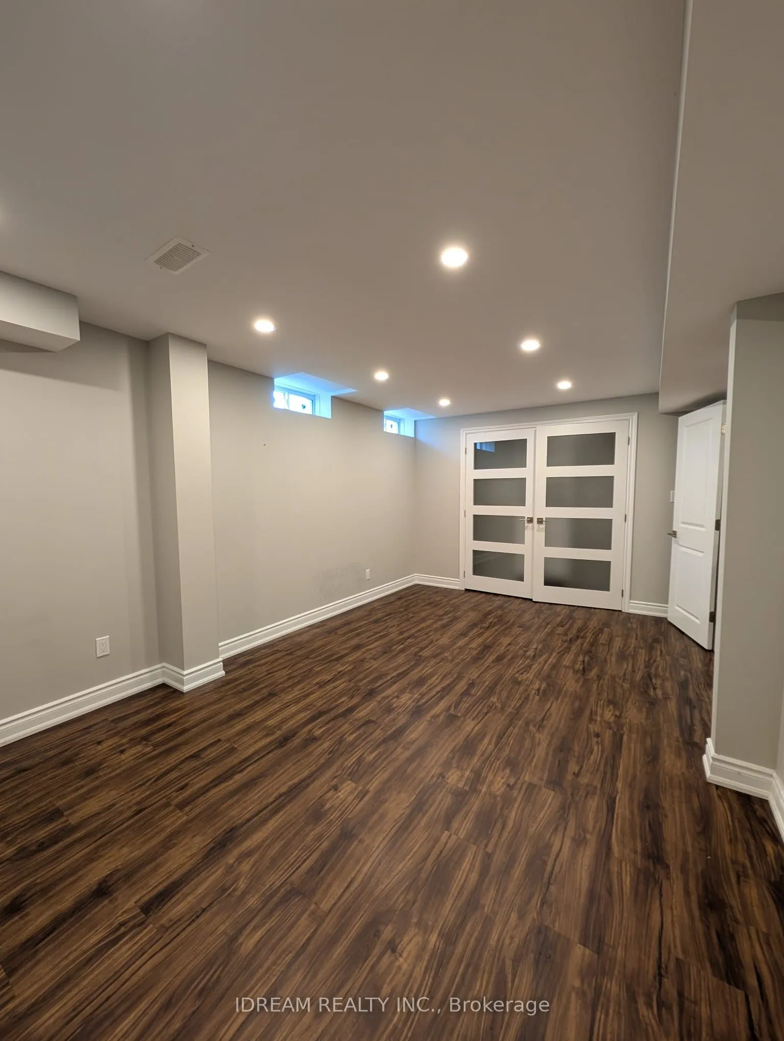 2 Elderslie Crescent, #Bsmt