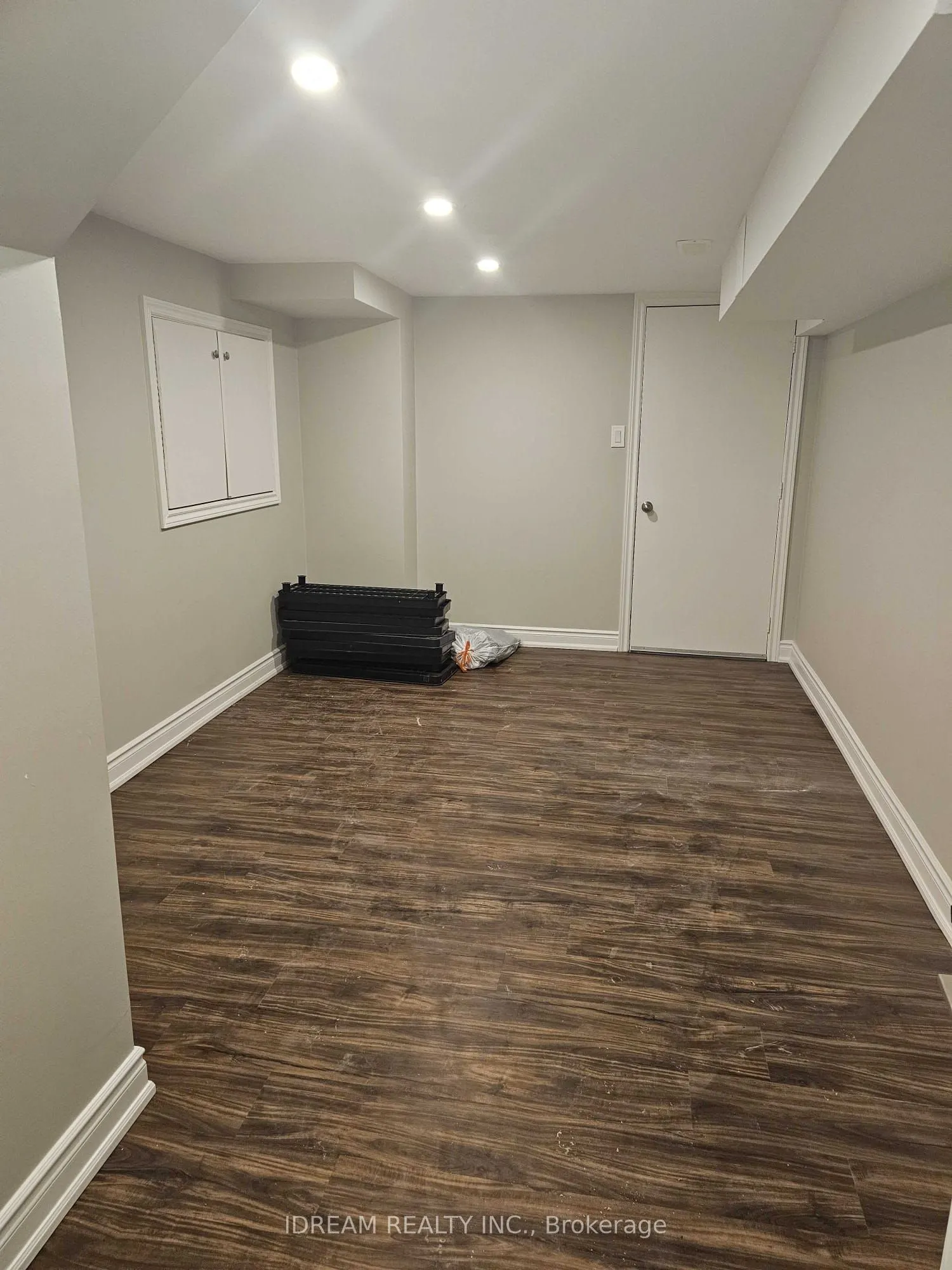 2 Elderslie Crescent, #Bsmt