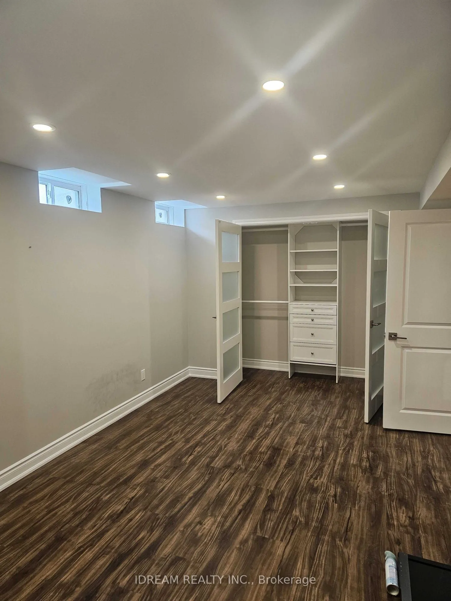 2 Elderslie Crescent, #Bsmt