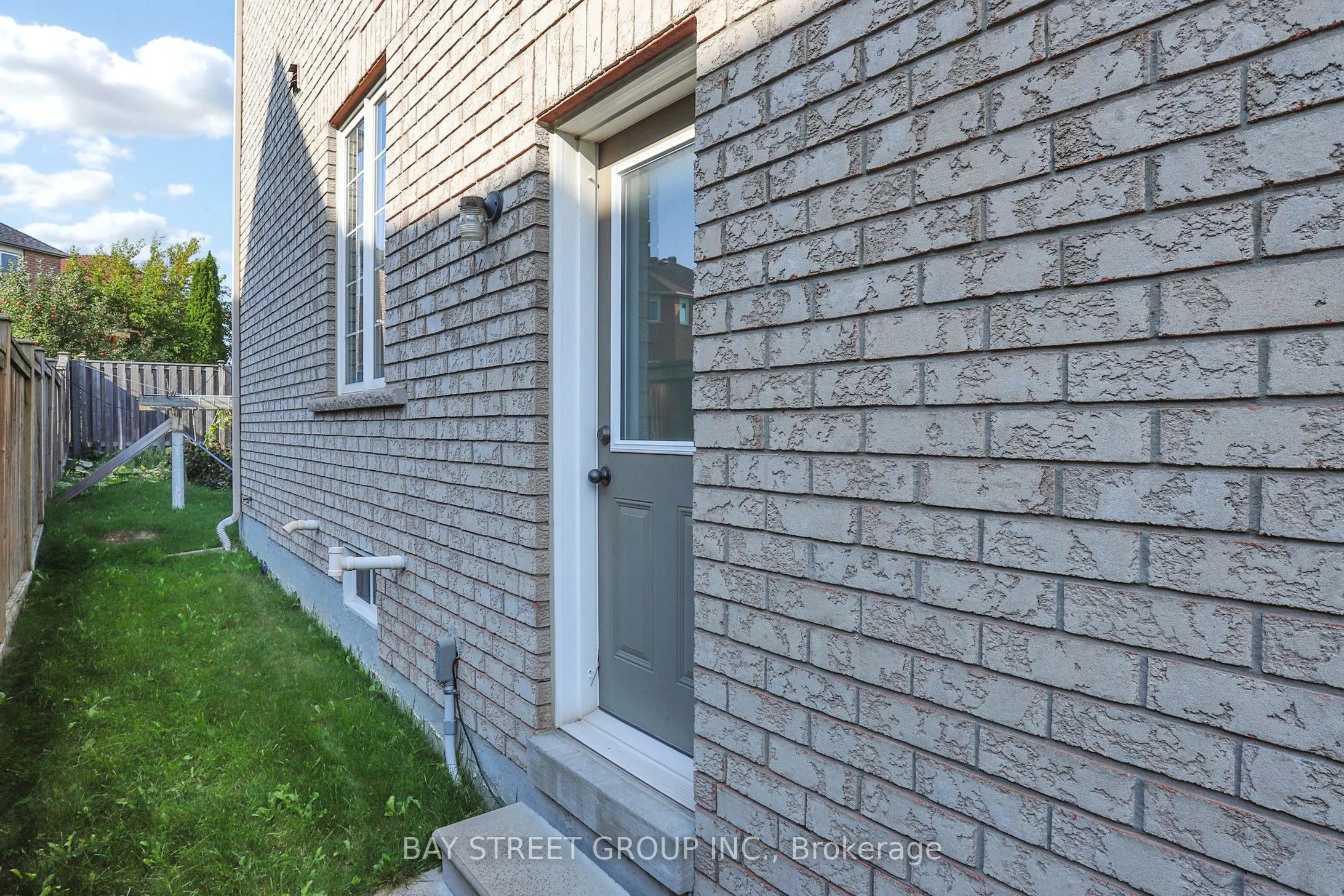 82 COLELUKE Lane