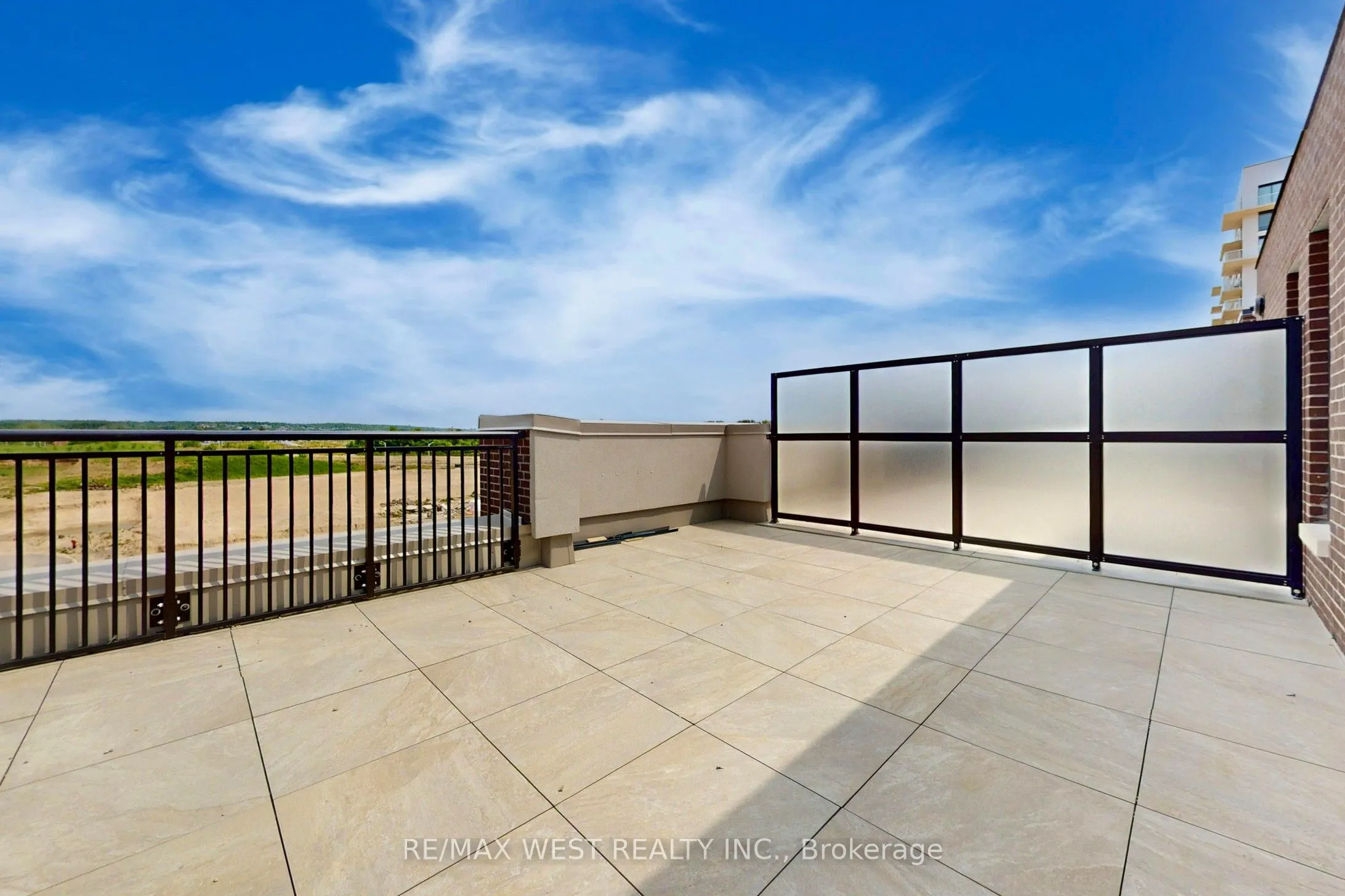 65 Saigon Drive N, #B301
