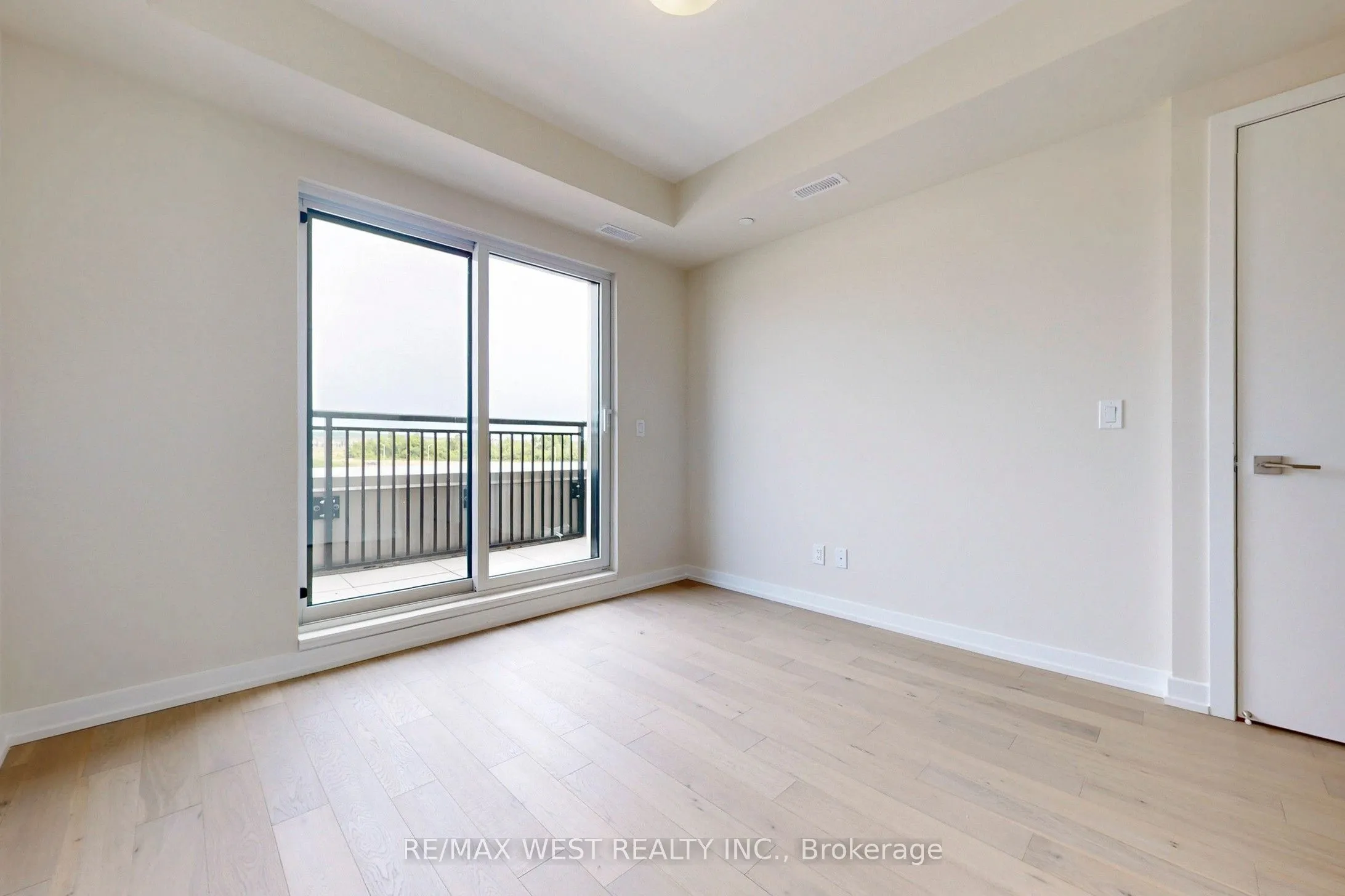 65 Saigon Drive N, #B301