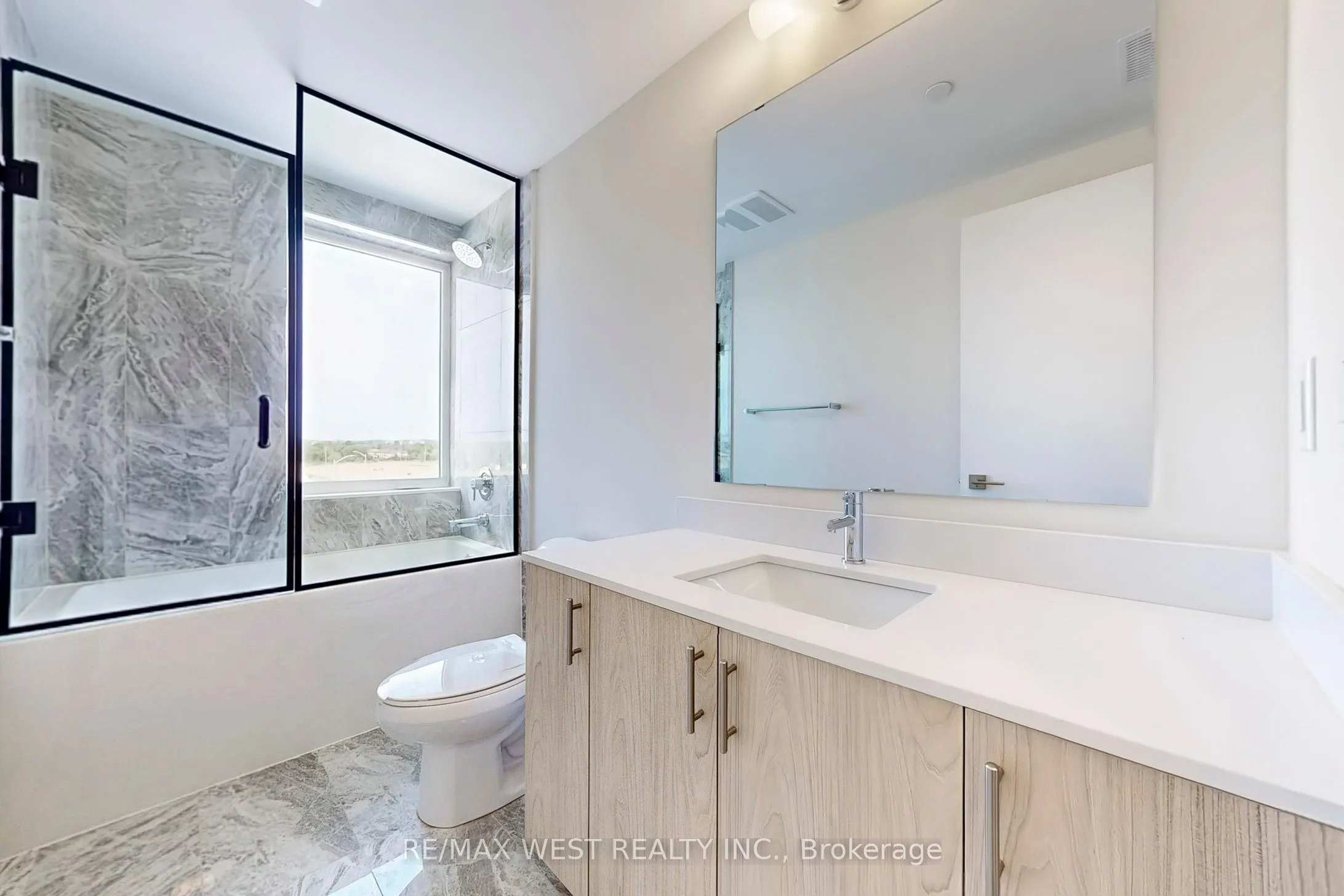 65 Saigon Drive N, #B301