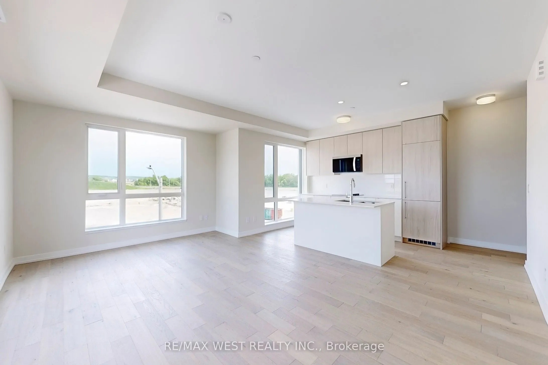 65 Saigon Drive N, #B301