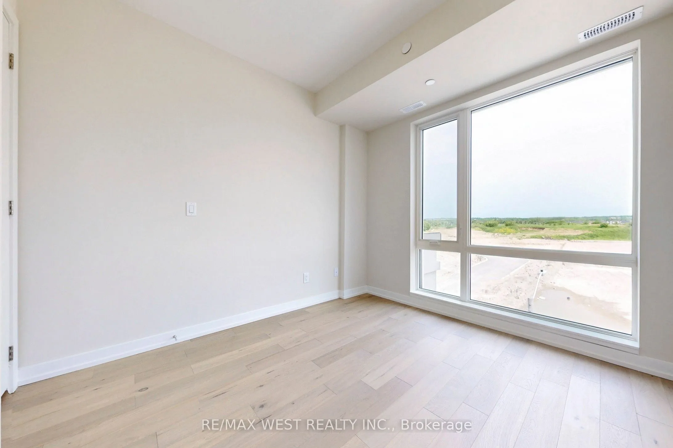 65 Saigon Drive N, #B301