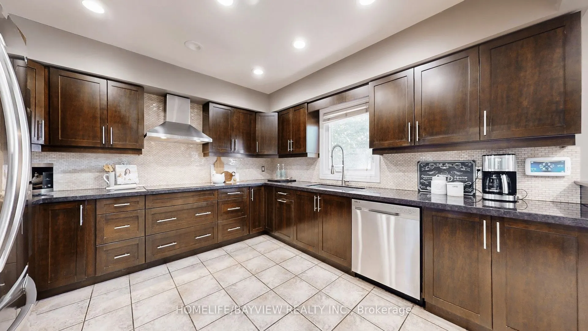 372 Greenock Drive