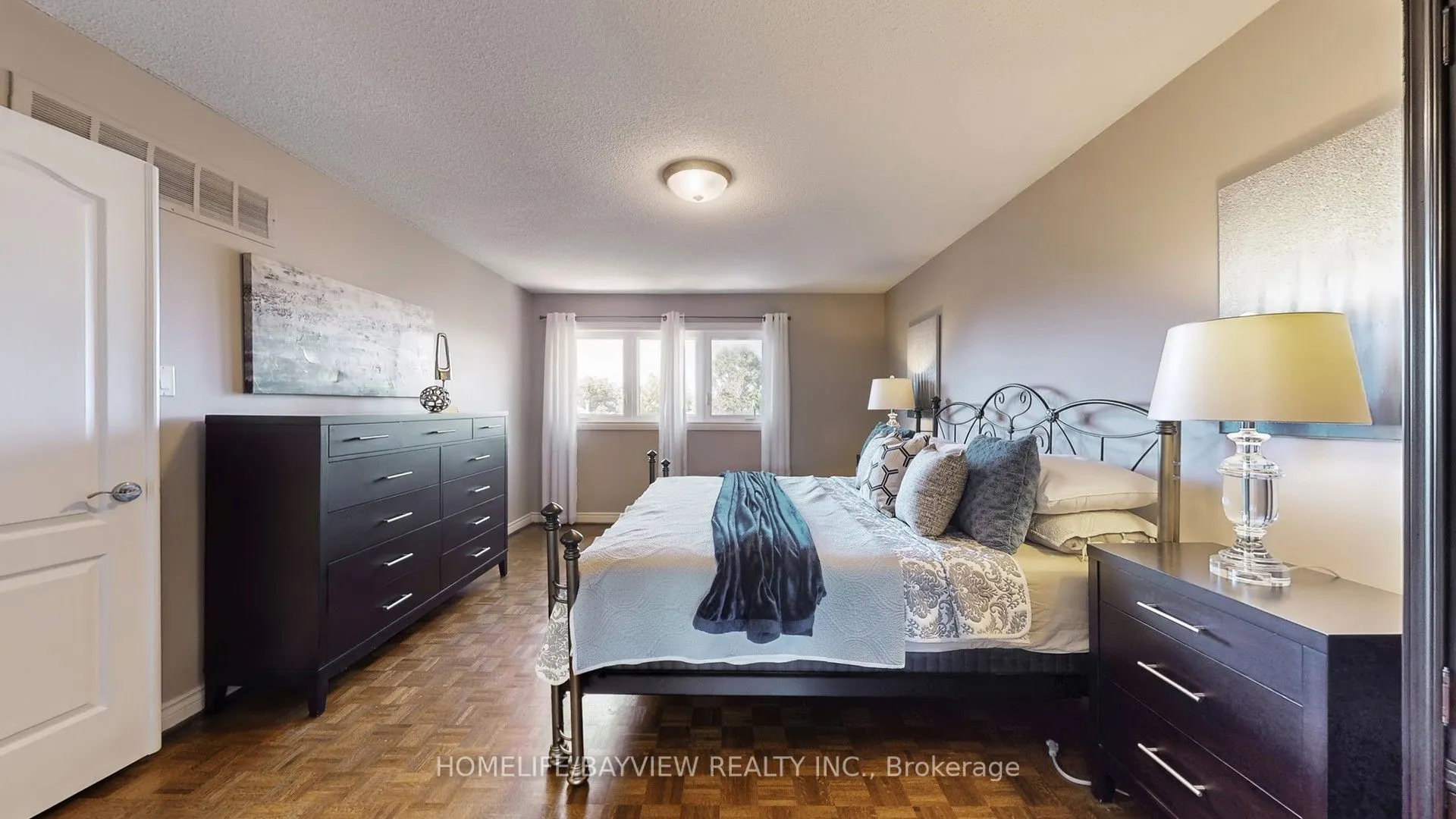 372 Greenock Drive