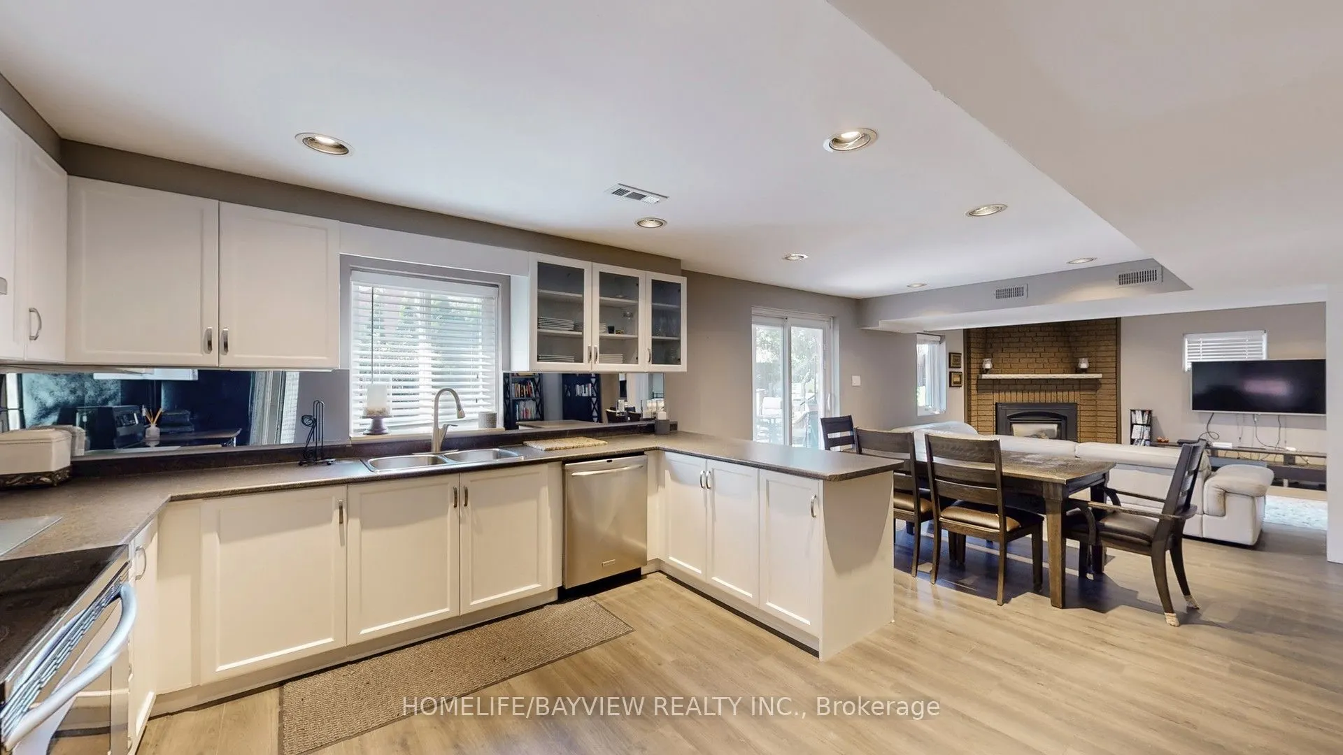 372 Greenock Drive