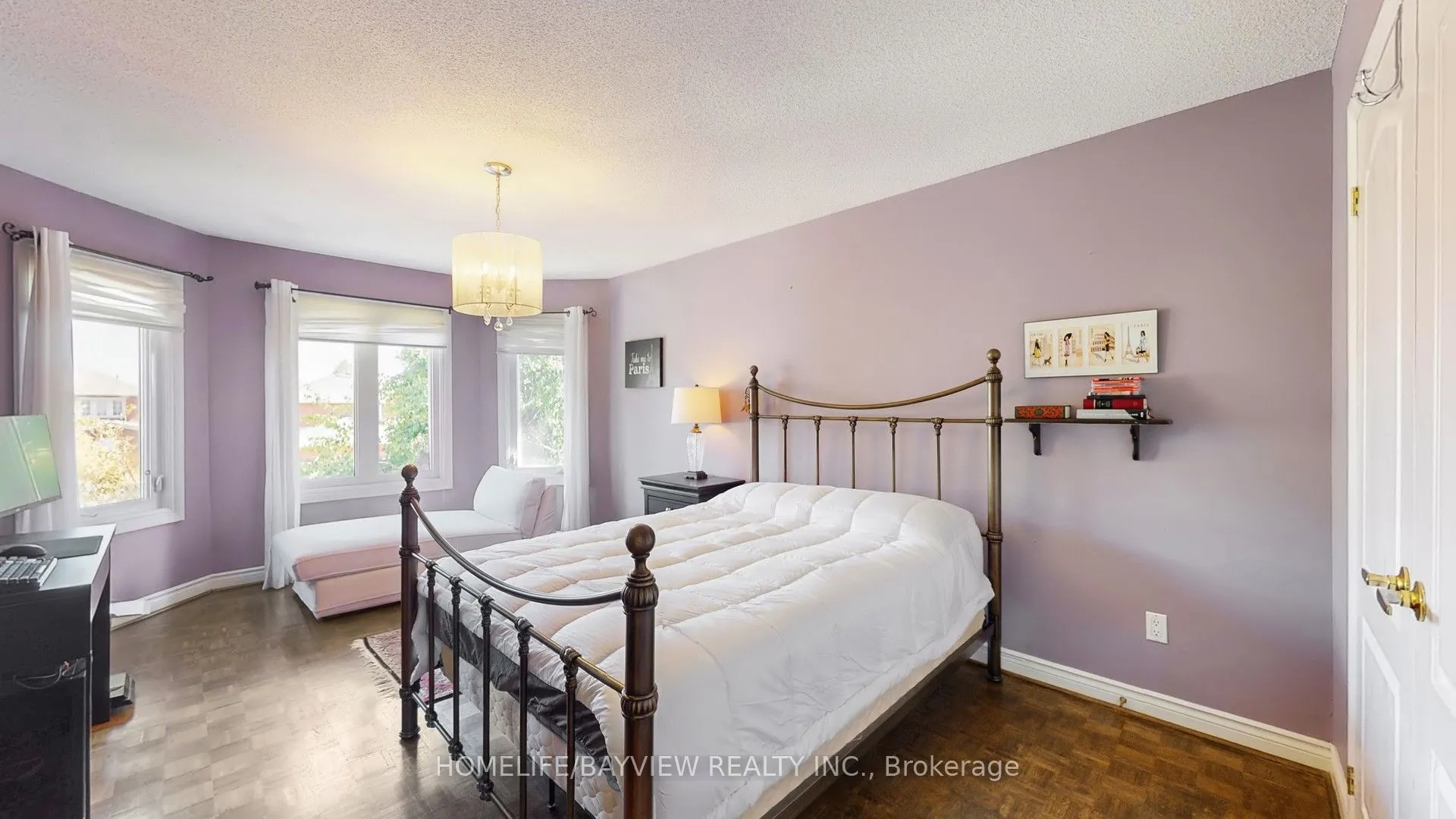 372 Greenock Drive