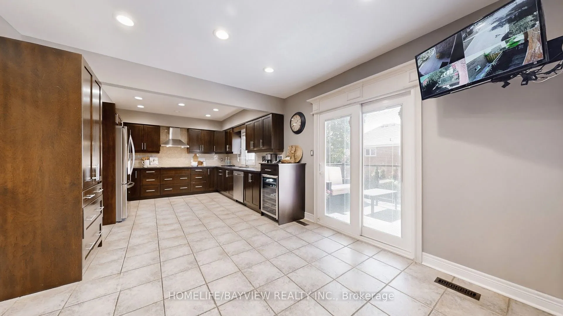 372 Greenock Drive