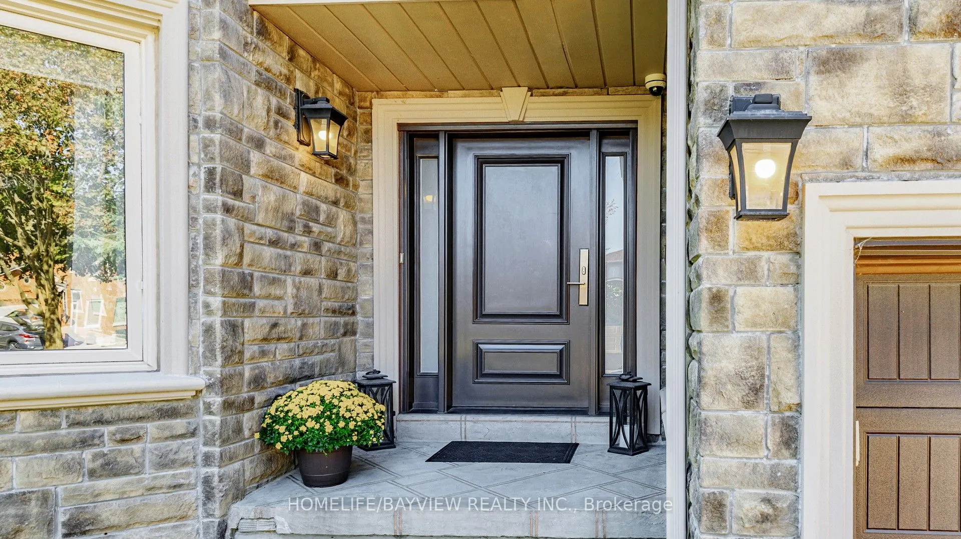 372 Greenock Drive