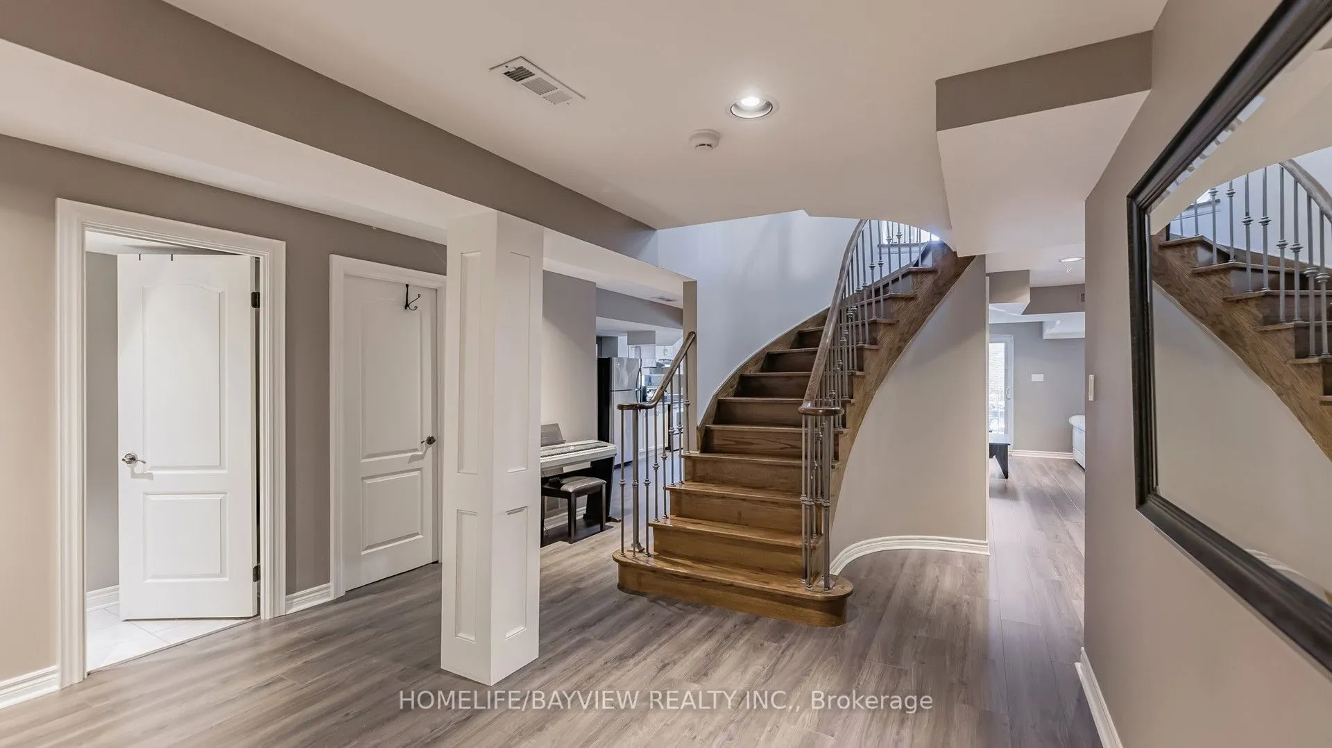 372 Greenock Drive