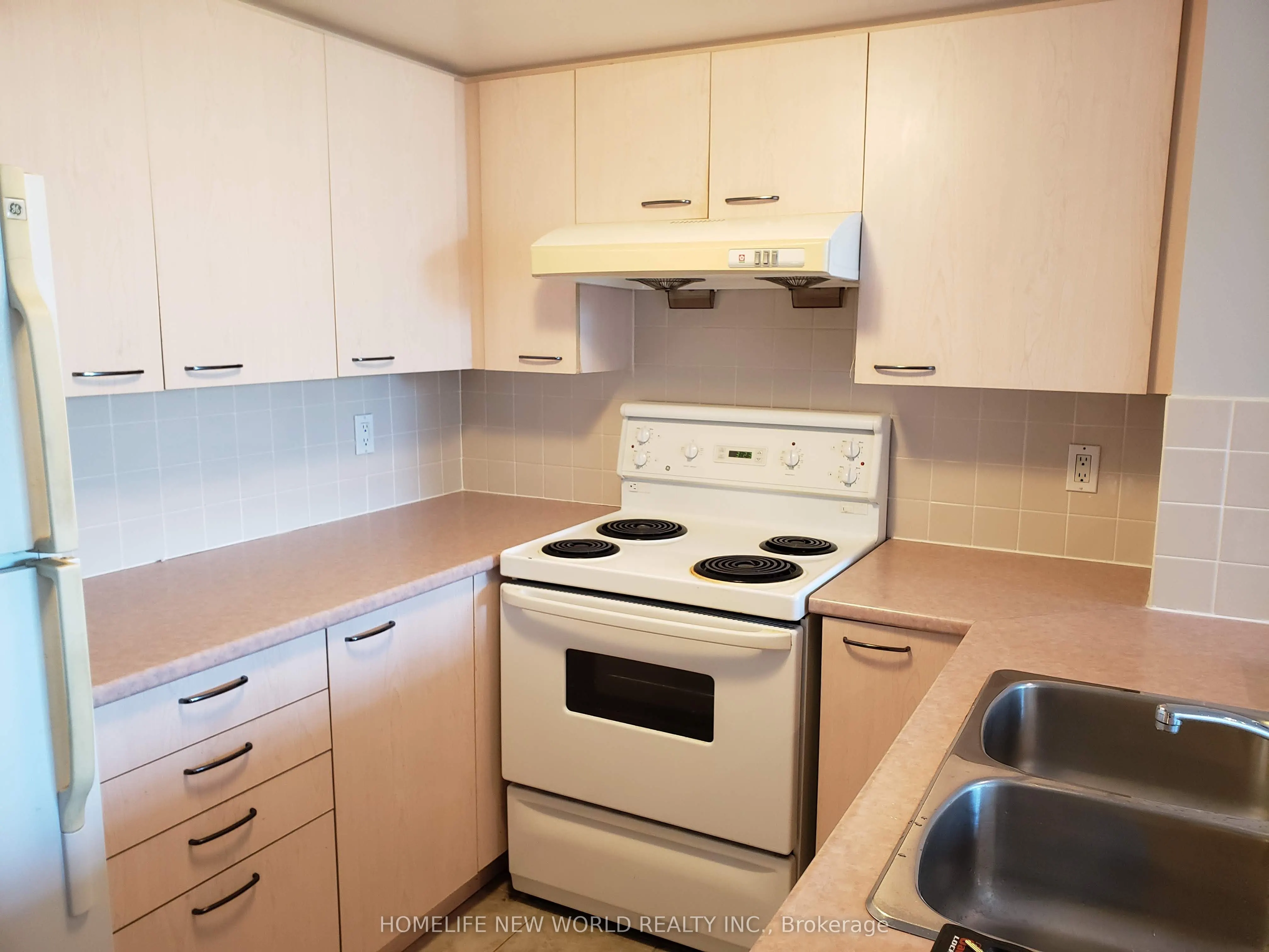 130 Pond Drive, #301