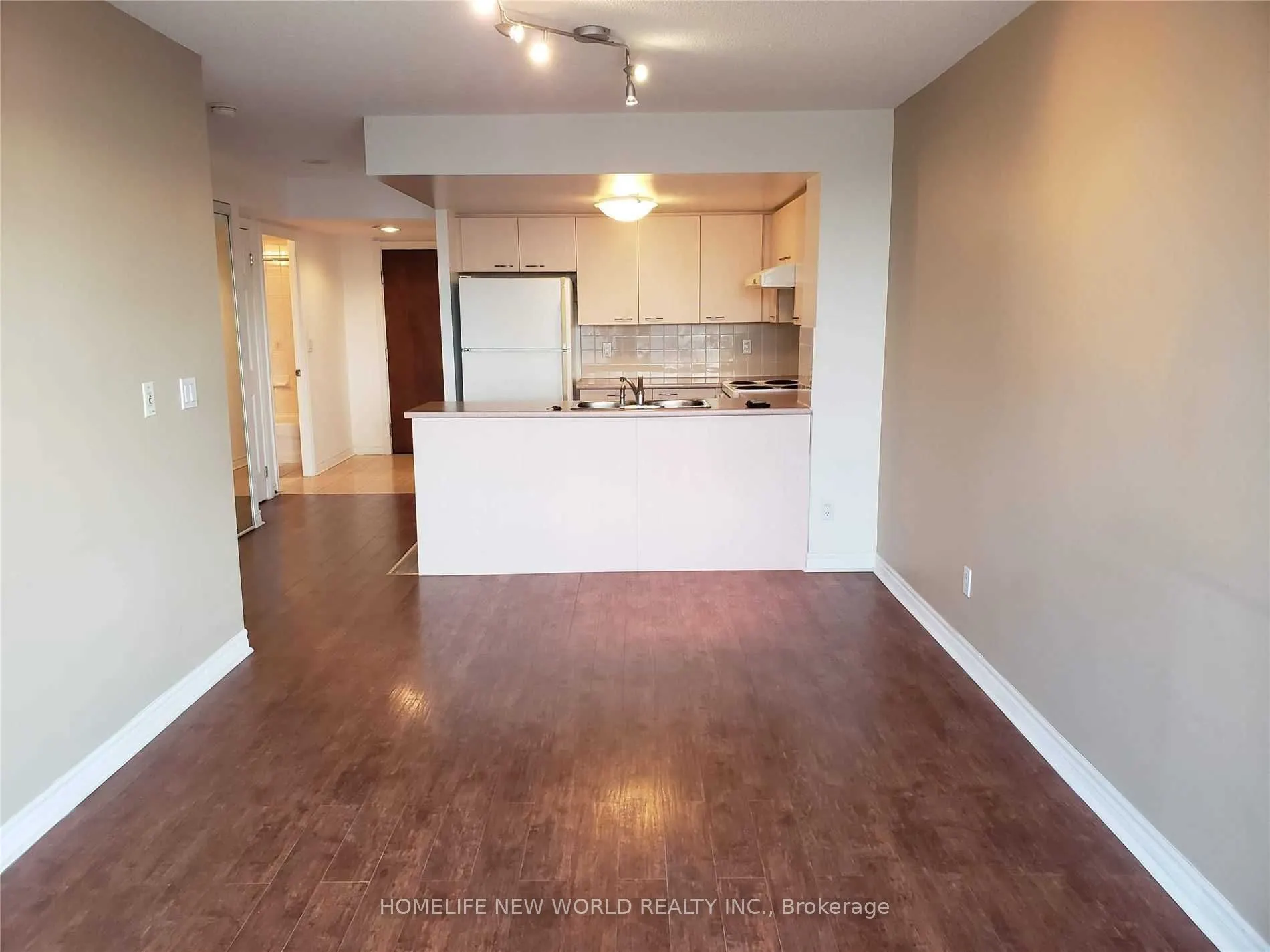 130 Pond Drive, #301