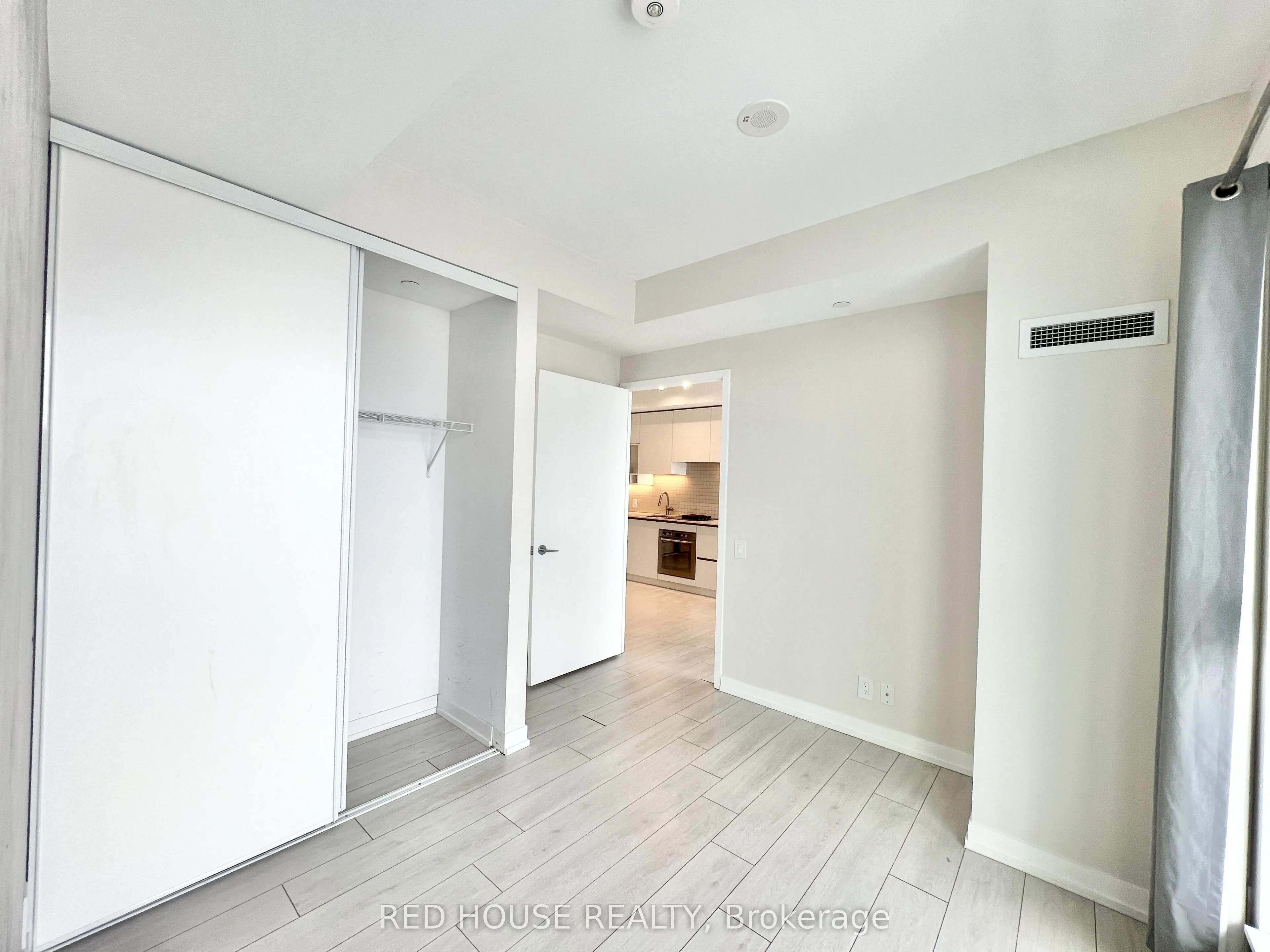 898 Portage Parkway, #2111