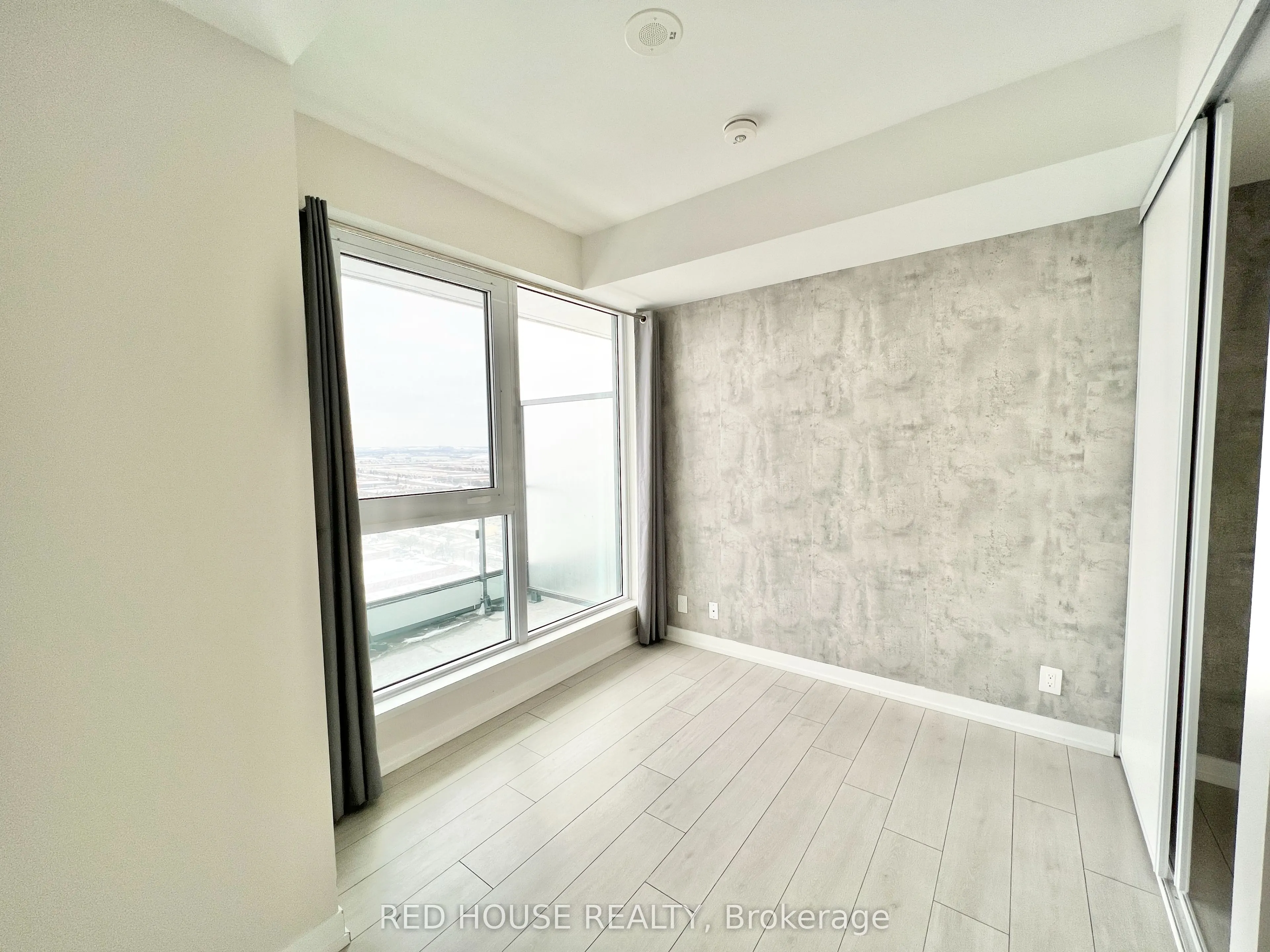 898 Portage Parkway, #2111