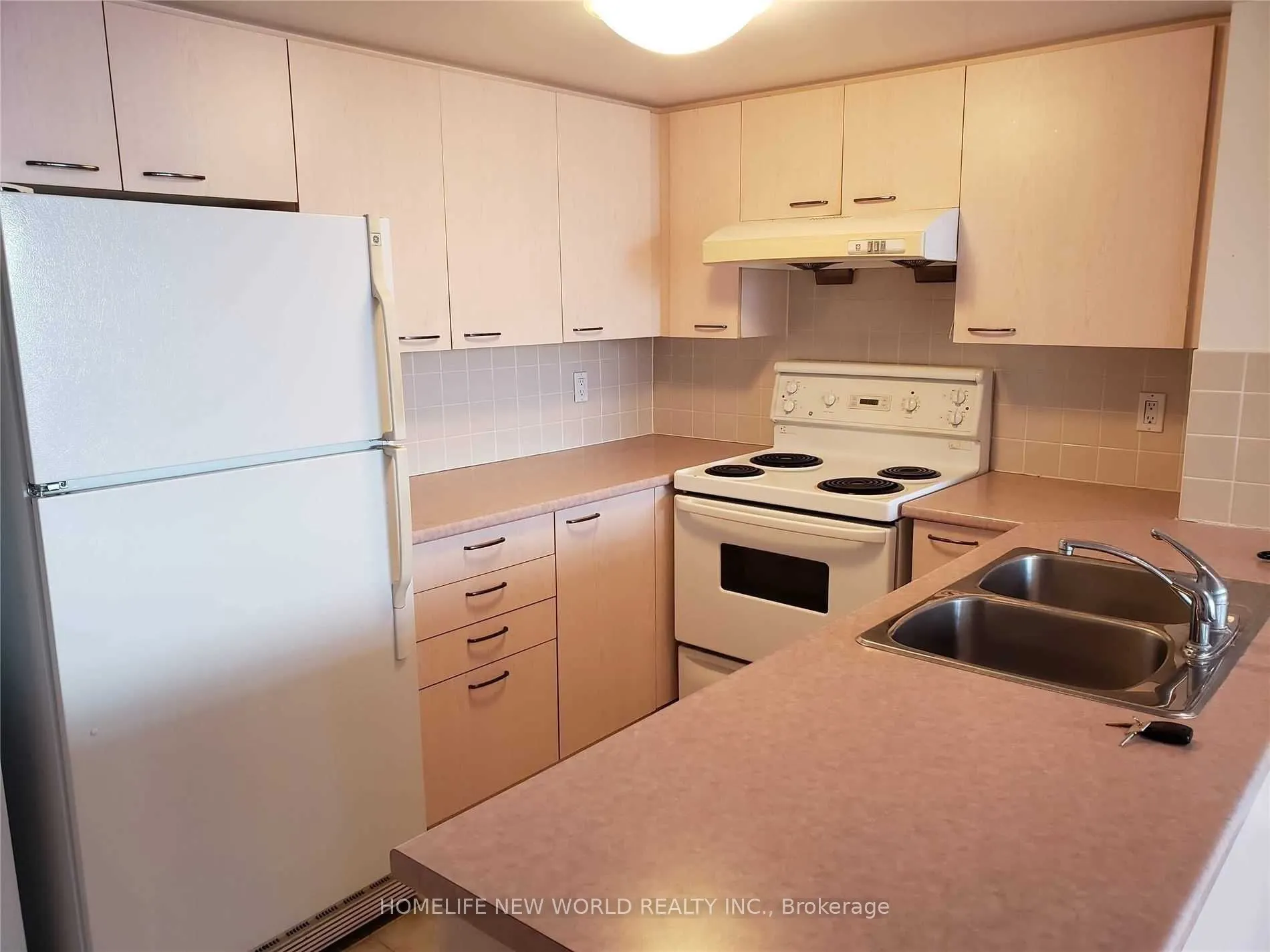 130 Pond Drive, #301