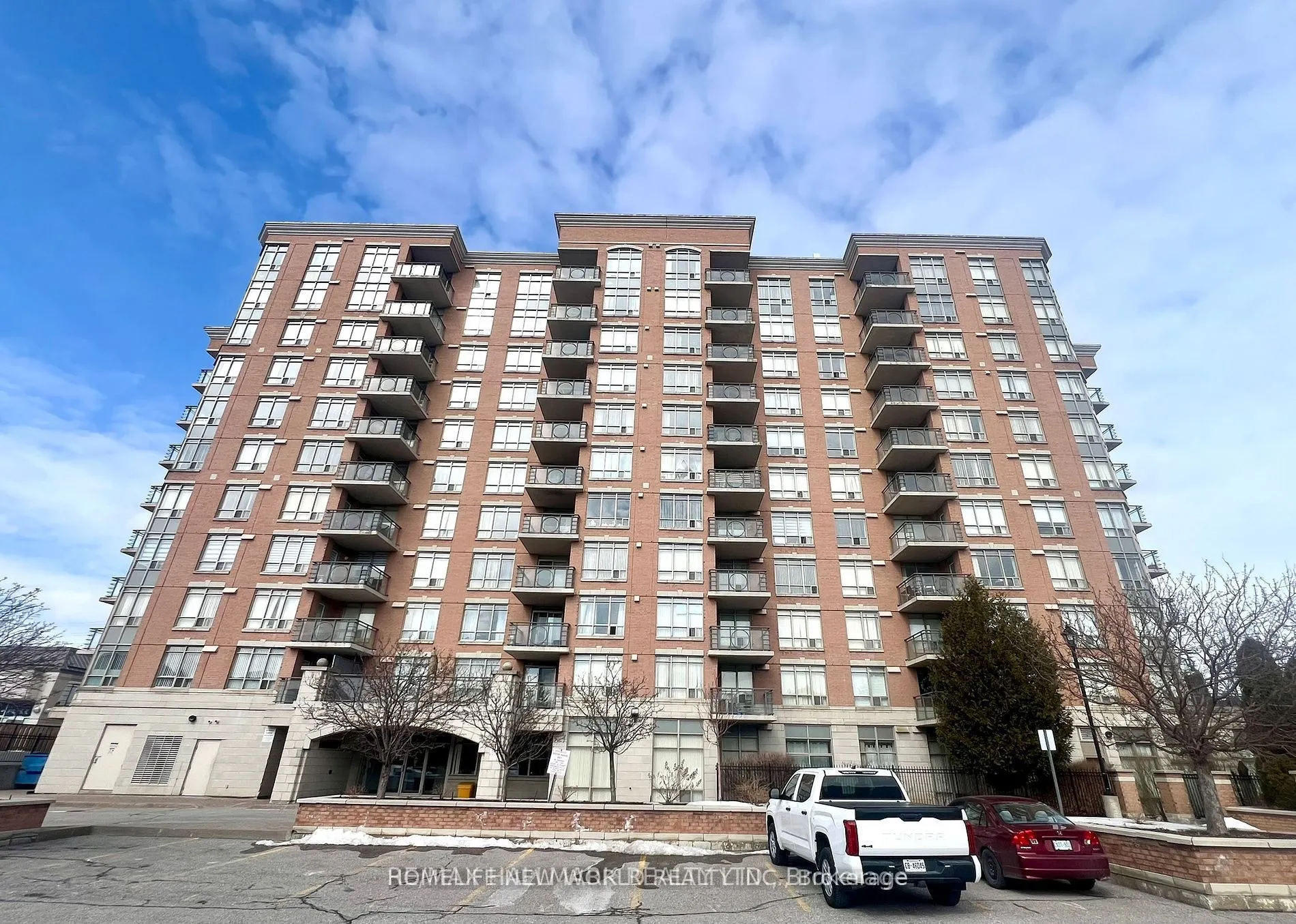 130 Pond Drive, #301