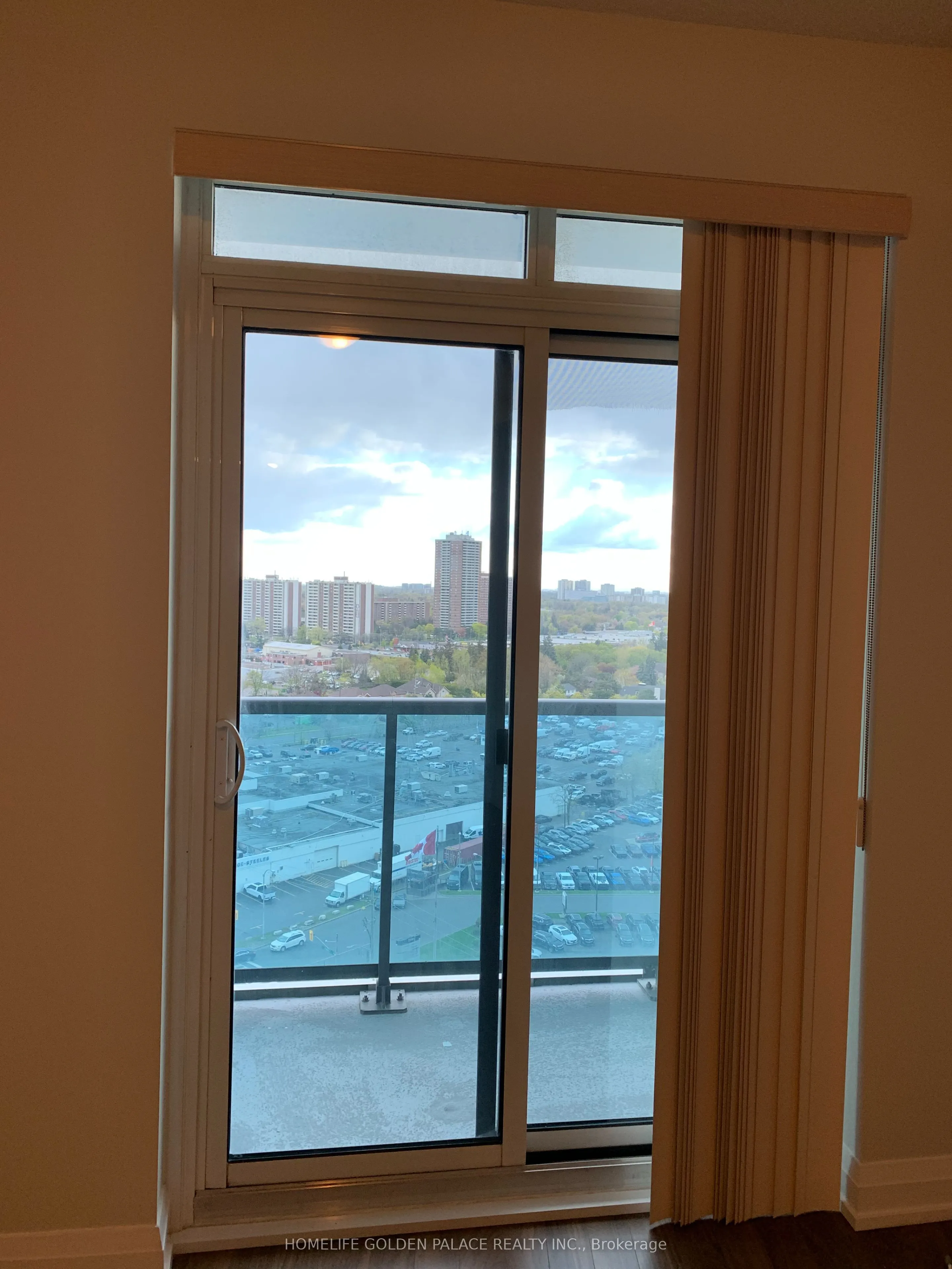 7171 Yonge Street, #1815