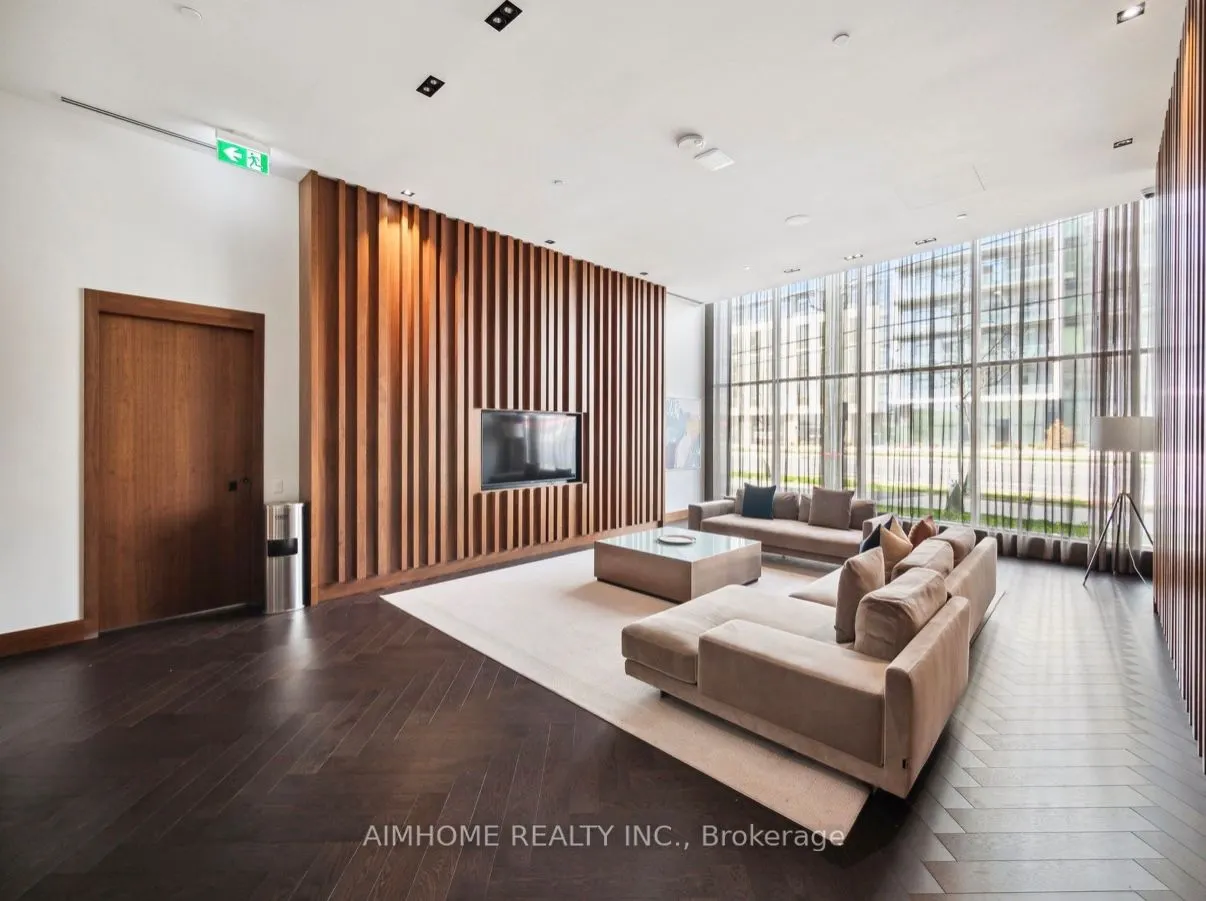 7895 Jane Street, #601