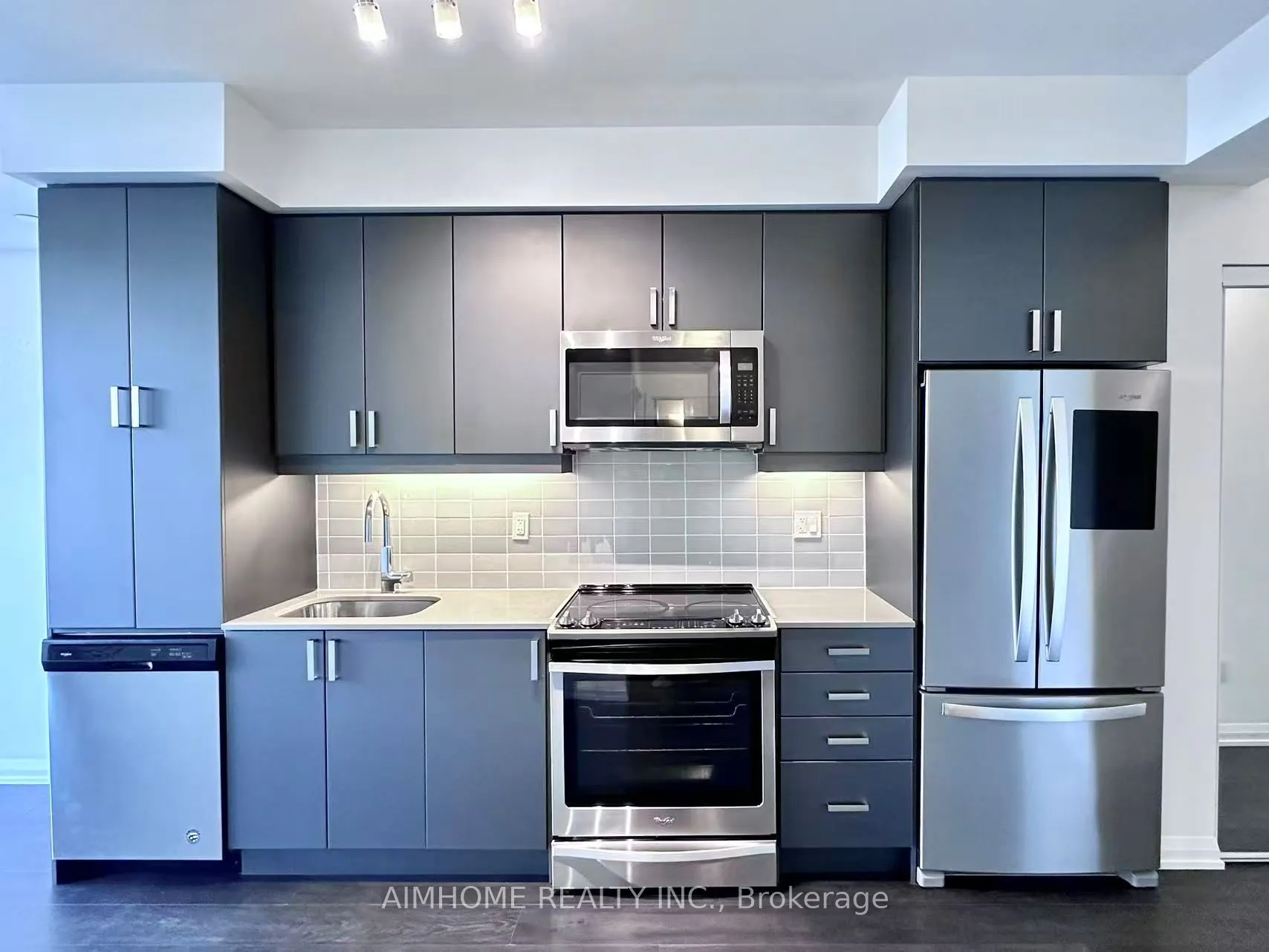 7895 Jane Street, #601