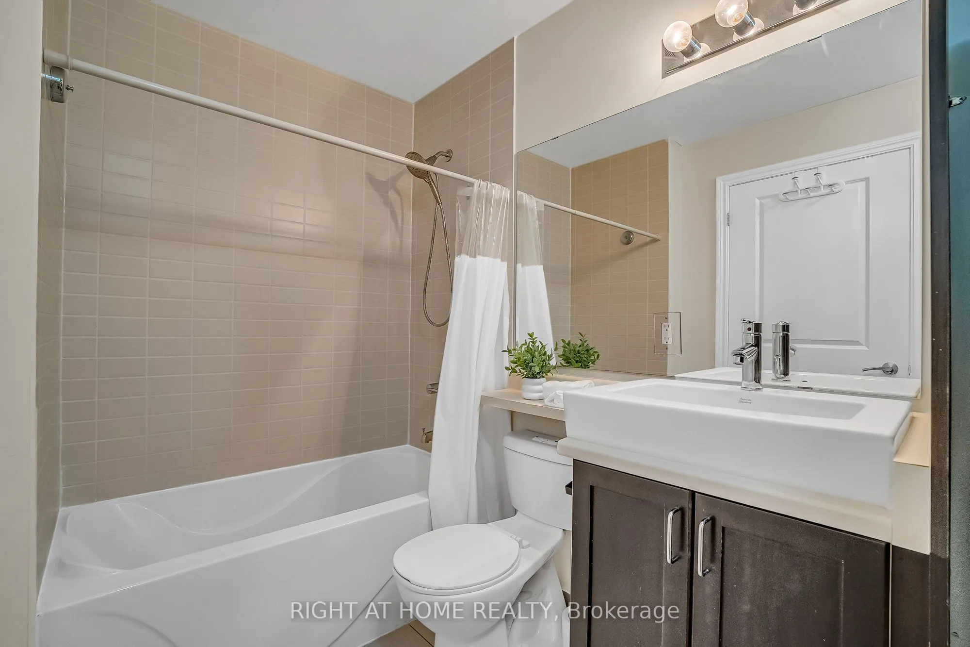 7730 Kipling Avenue, #508